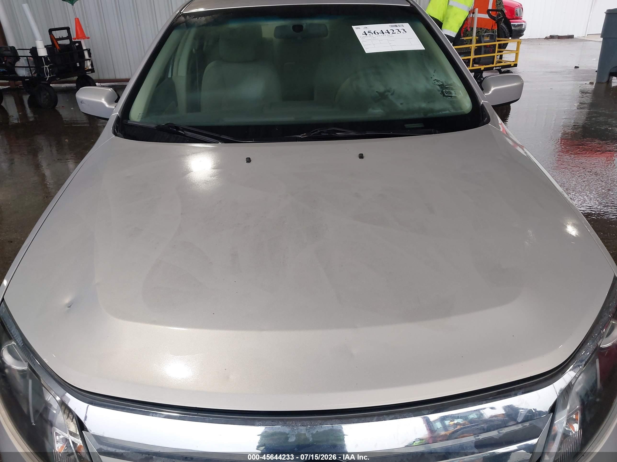 2010 Ford Fusion Se Cream vin: 3FAHP0HA4AR294229