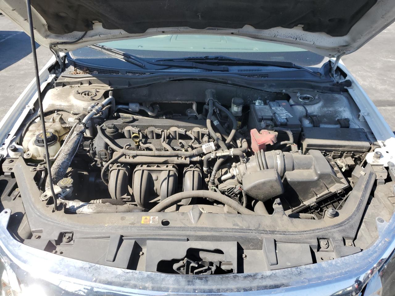 2010 Ford Fusion Se Белый vin: 3FAHP0HA4AR296708