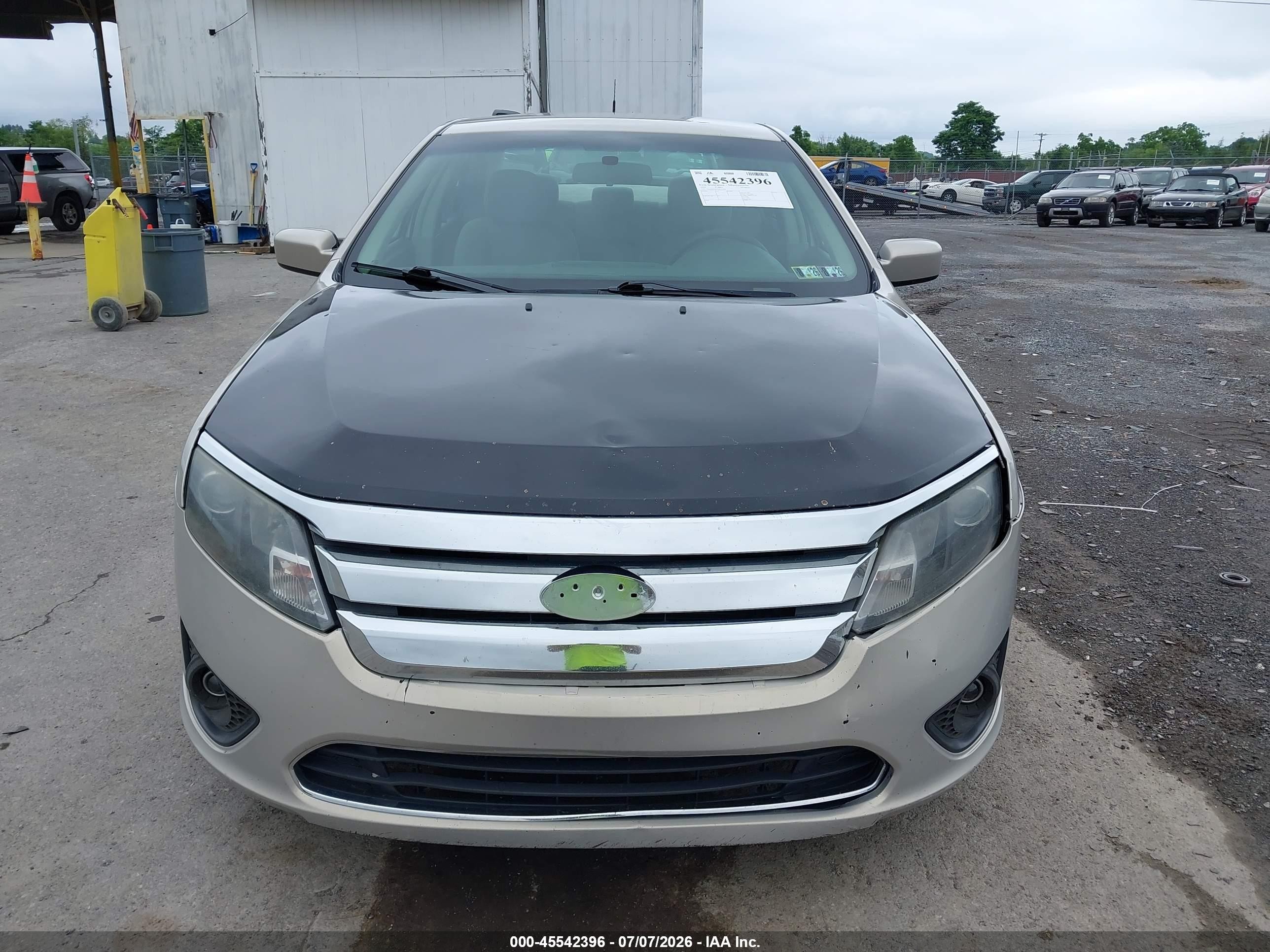 2010 Ford Fusion Se Tan vin: 3FAHP0HA4AR317010