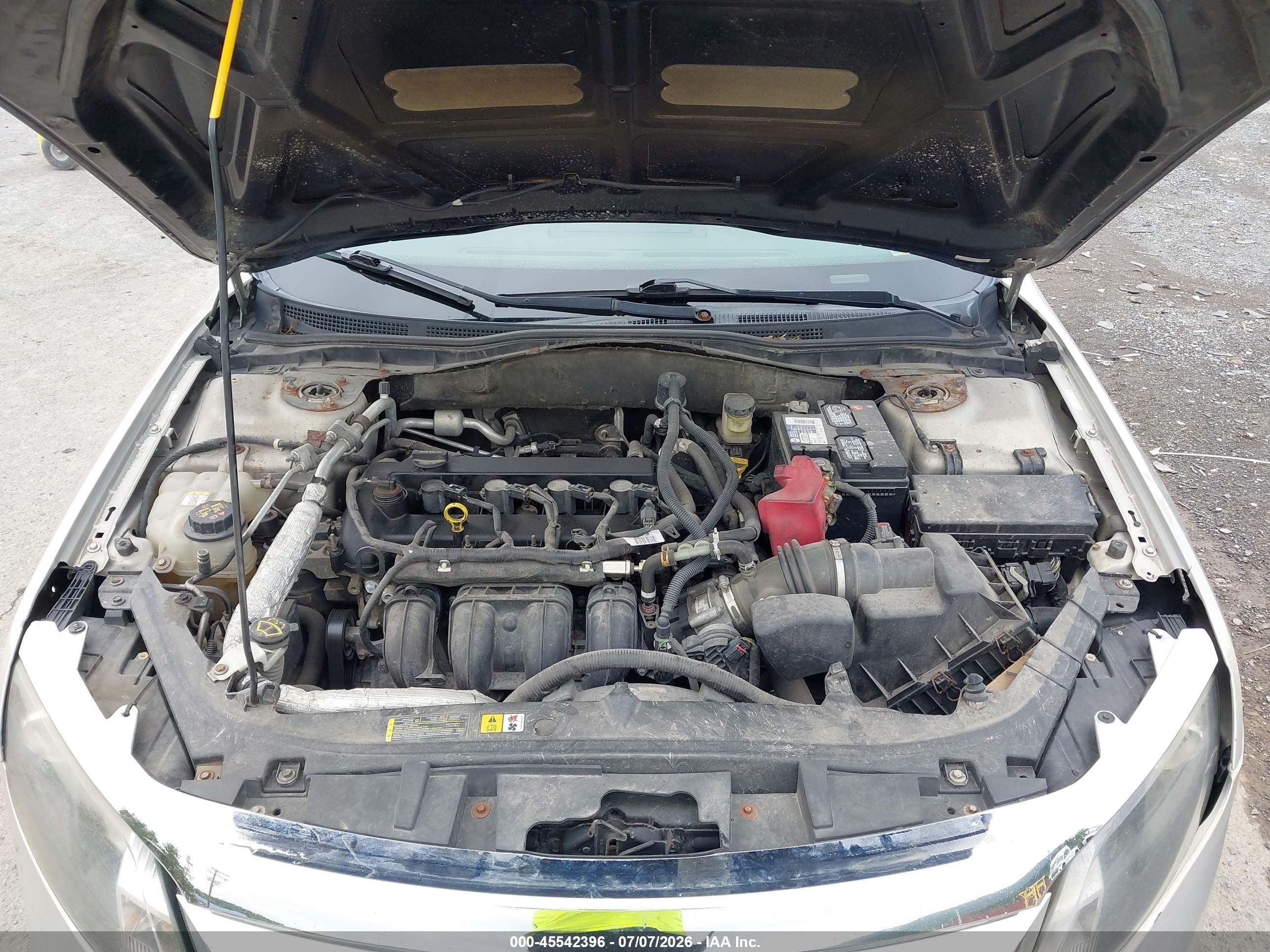 2010 Ford Fusion Se Tan vin: 3FAHP0HA4AR317010