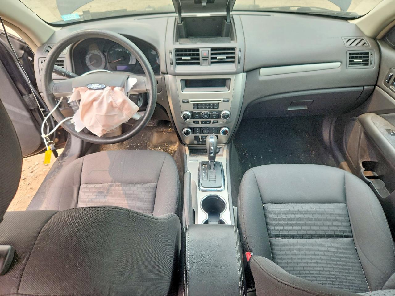 2010 Ford Fusion Se Black vin: 3FAHP0HA4AR323731