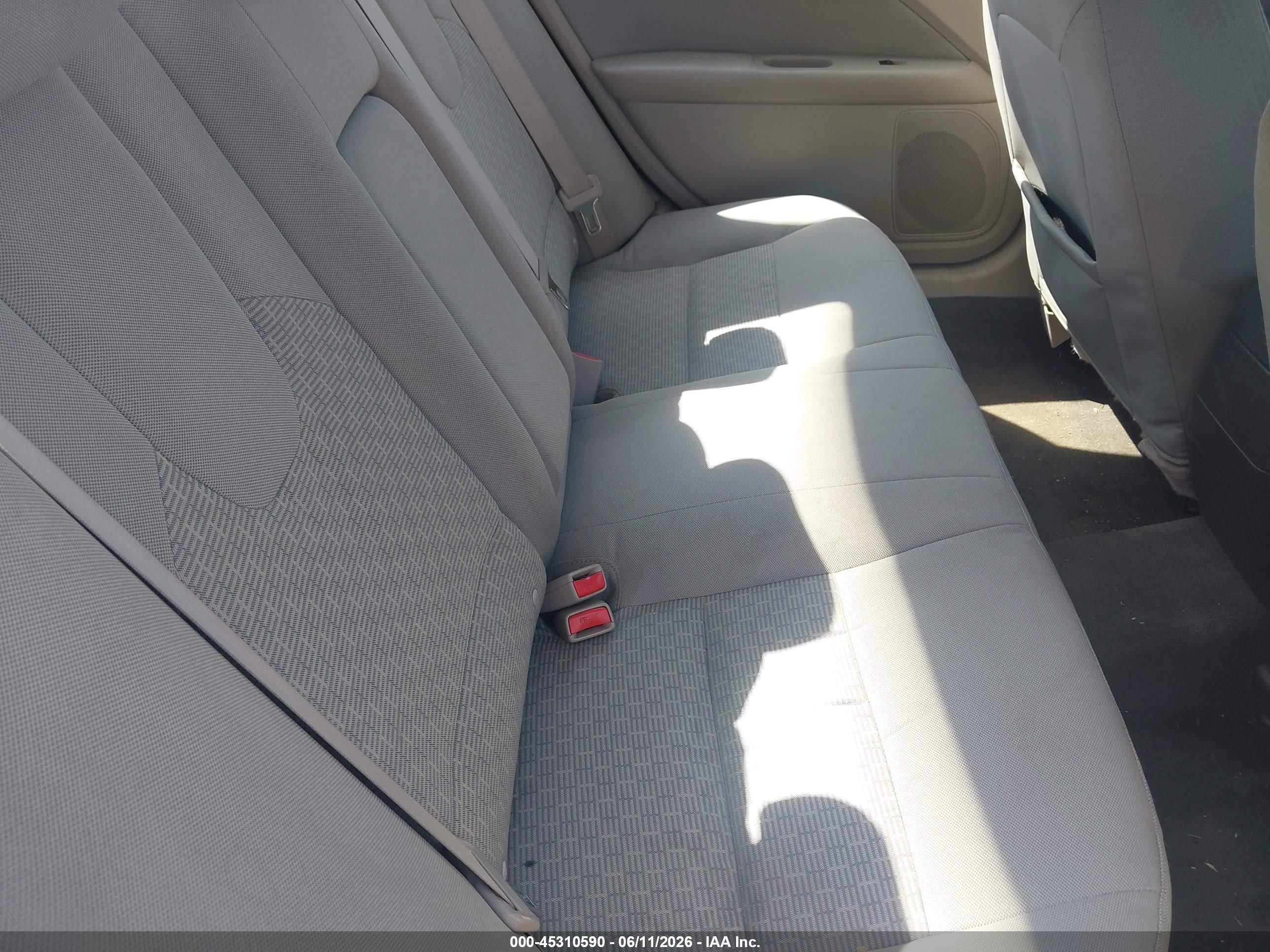 2010 Ford Fusion Se Silver vin: 3FAHP0HA4AR326841