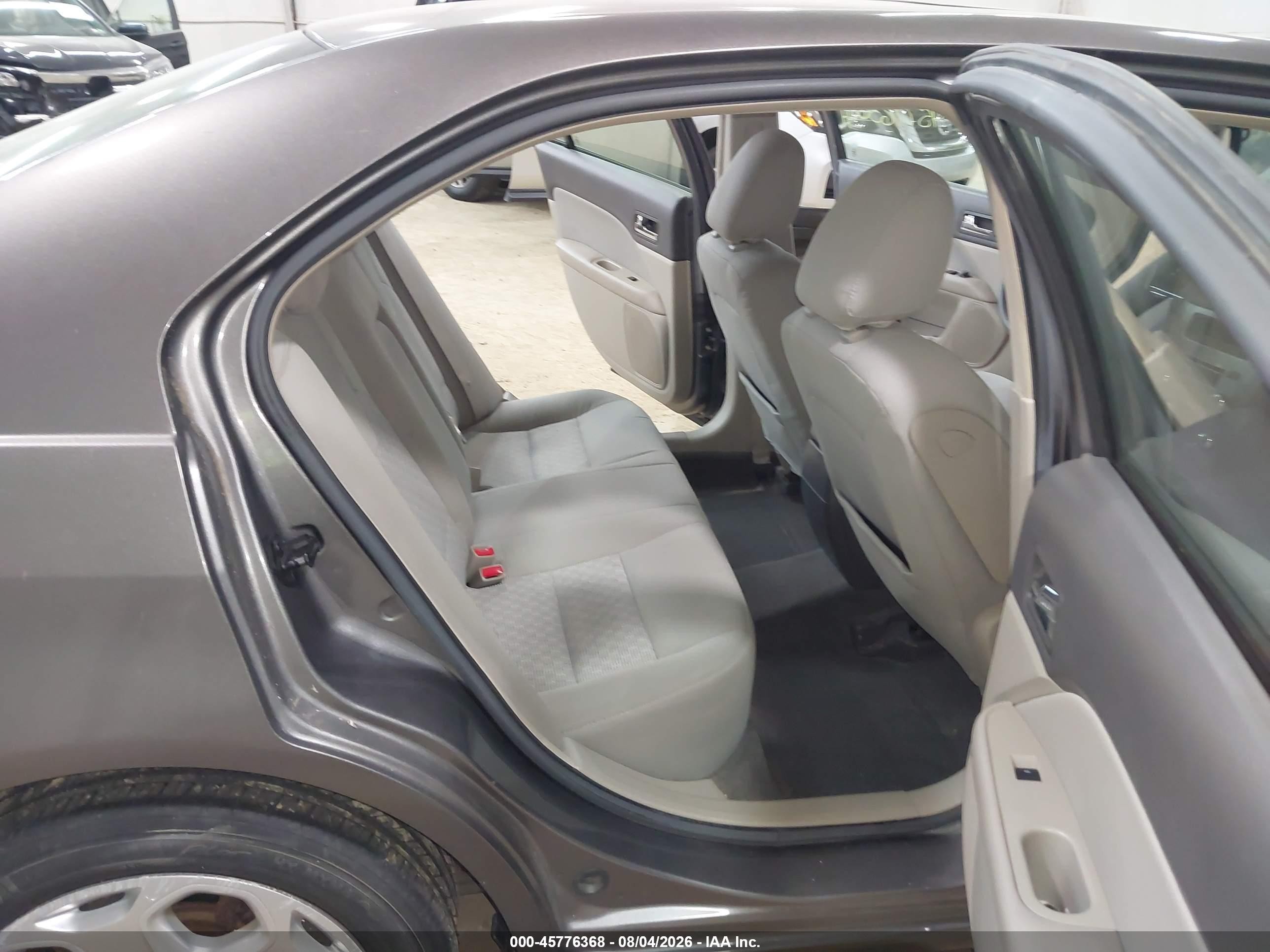 2010 Ford Fusion Se Gray vin: 3FAHP0HA4AR344028