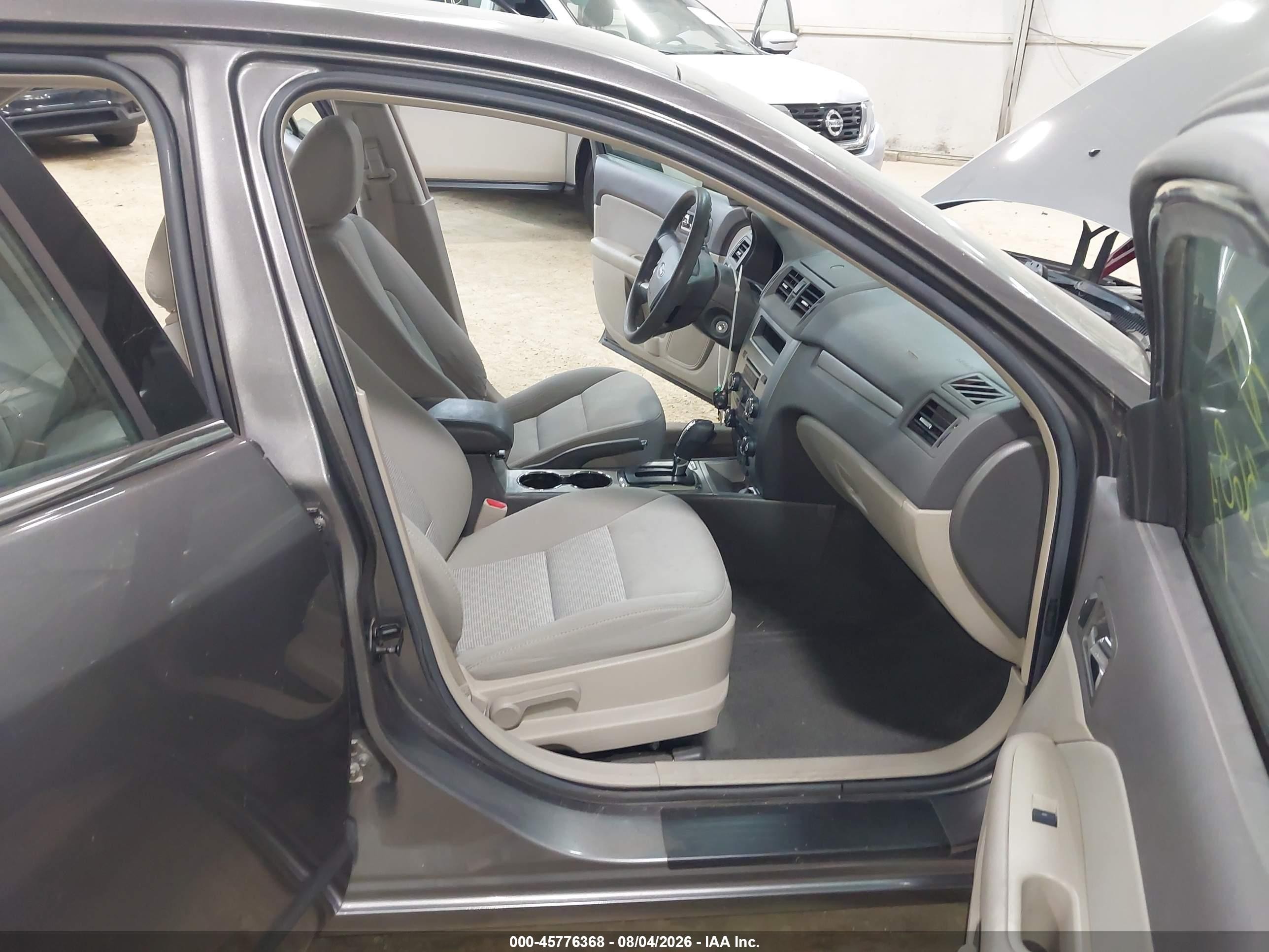 2010 Ford Fusion Se Gray vin: 3FAHP0HA4AR344028