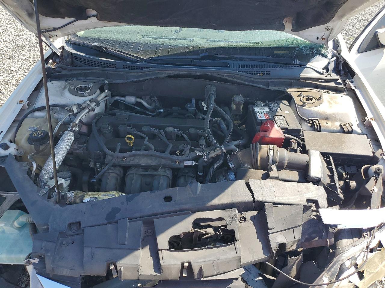 2010 Ford Fusion Se White vin: 3FAHP0HA4AR348824