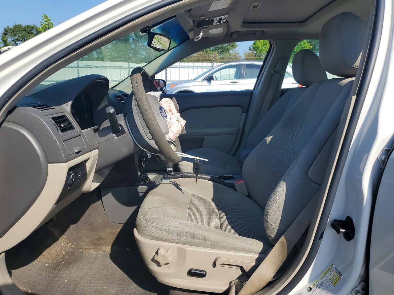 2010 Ford Fusion Se White vin: 3FAHP0HA4AR348824