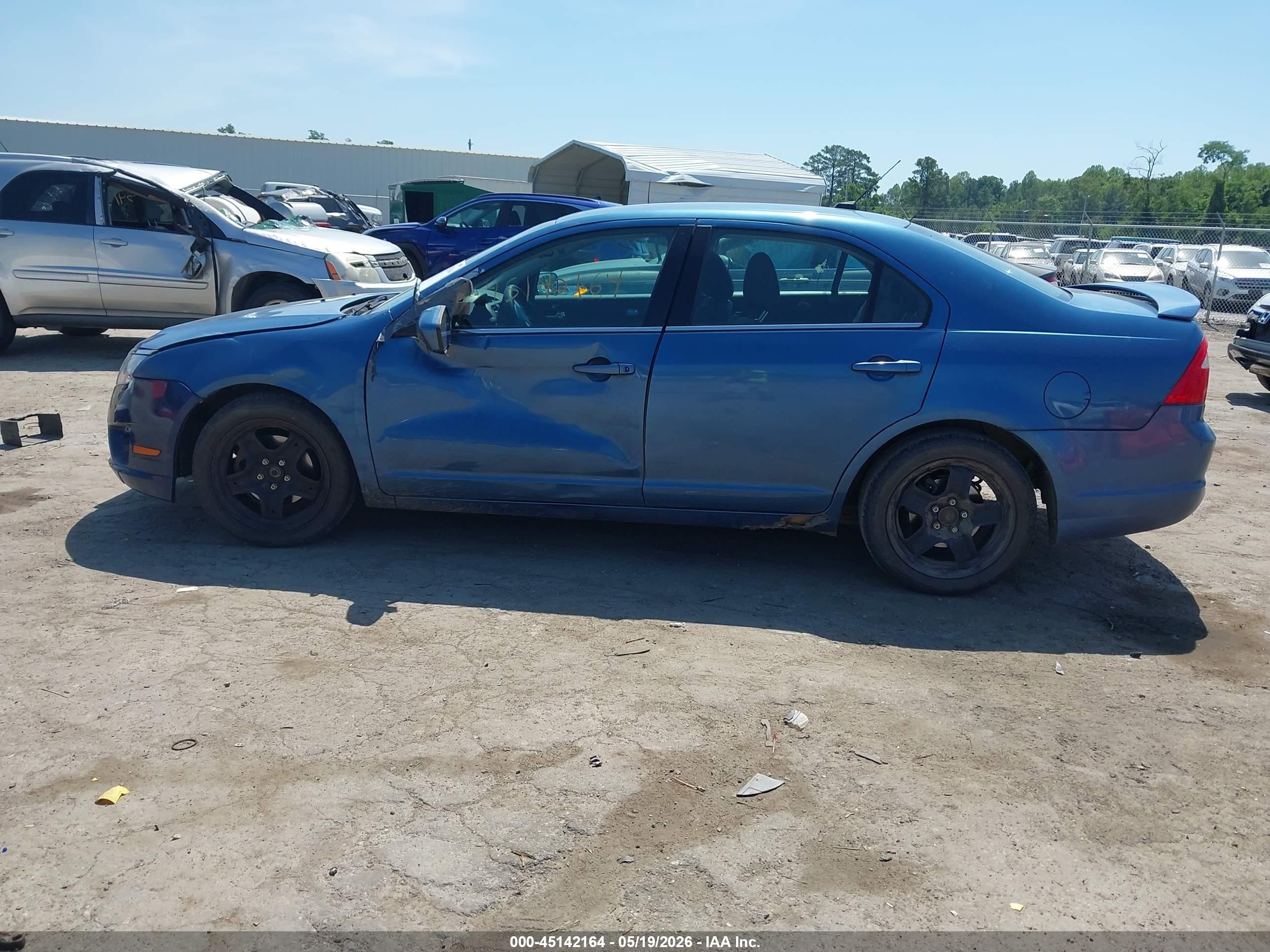 2010 Ford Fusion Se Blue vin: 3FAHP0HA4AR349813