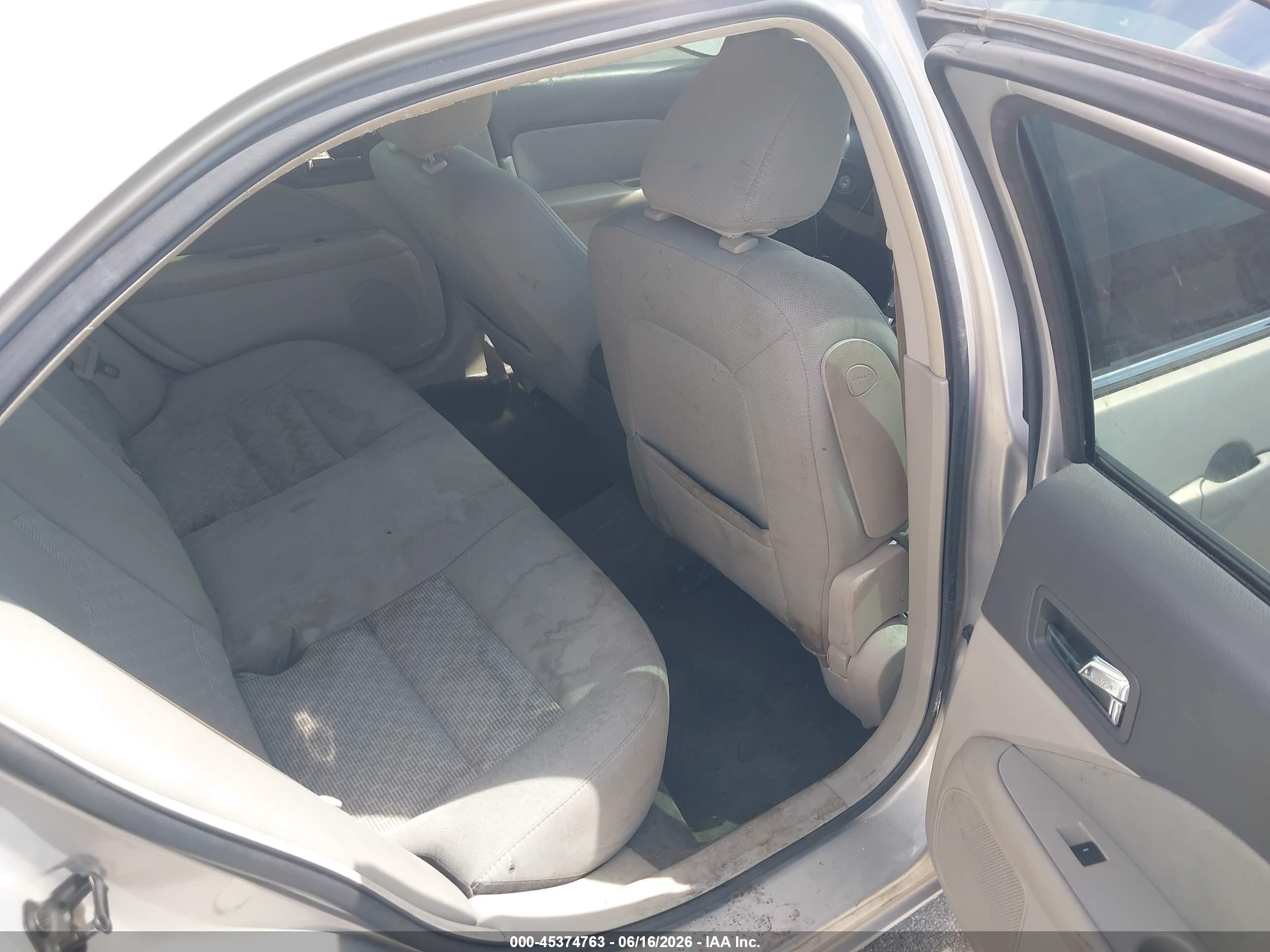 2010 Ford Fusion Se Gold vin: 3FAHP0HA4AR355661