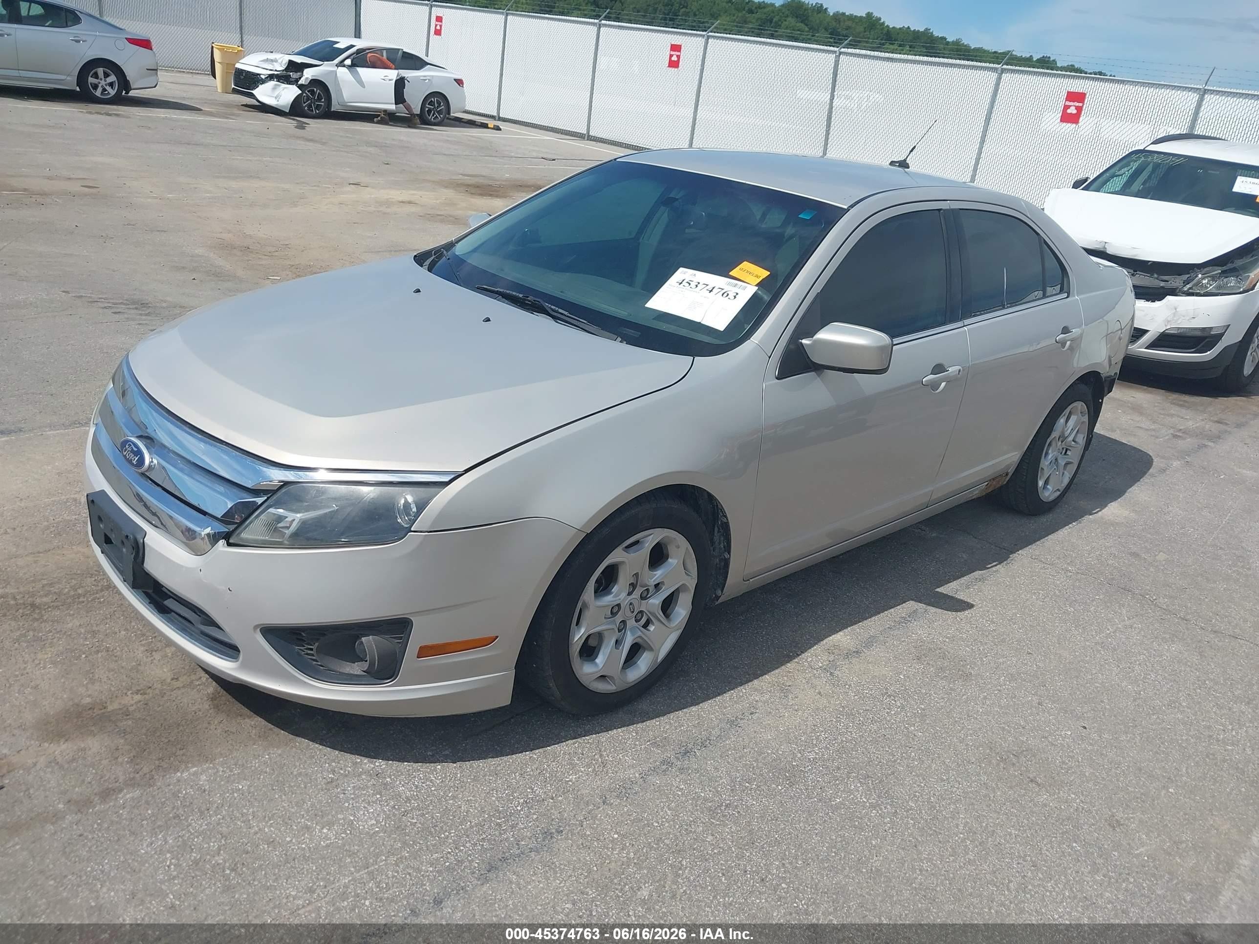 2010 Ford Fusion Se Gold vin: 3FAHP0HA4AR355661