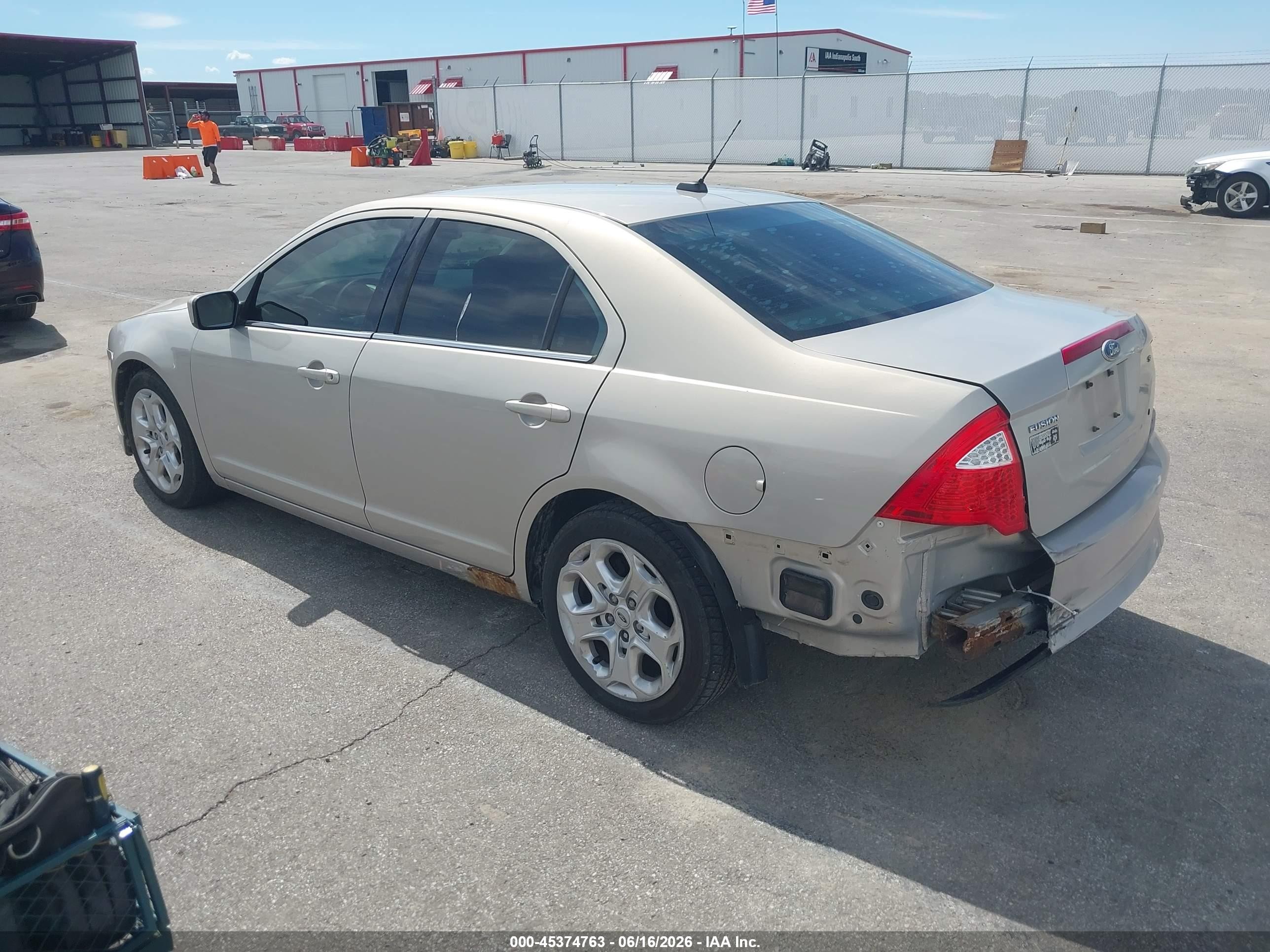2010 Ford Fusion Se Gold vin: 3FAHP0HA4AR355661