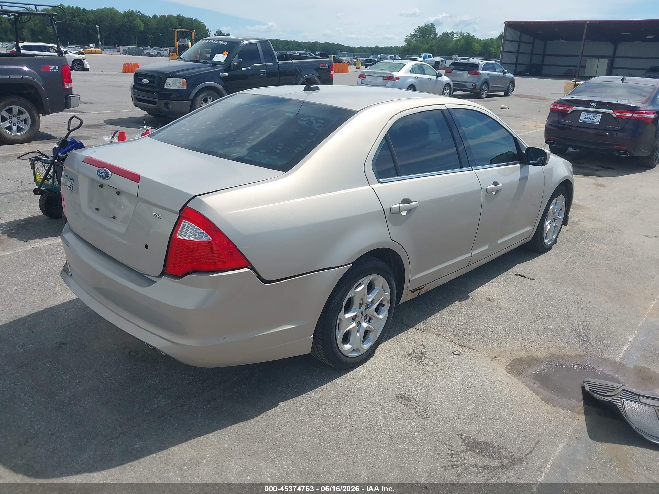 2010 Ford Fusion Se Gold vin: 3FAHP0HA4AR355661