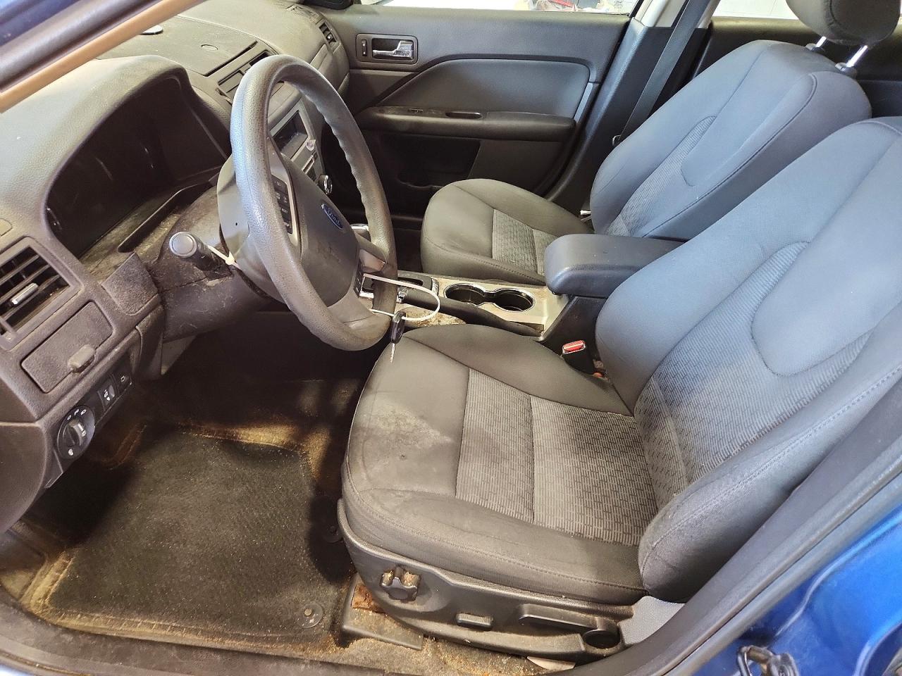 2010 Ford Fusion Se Синий vin: 3FAHP0HA4AR414840