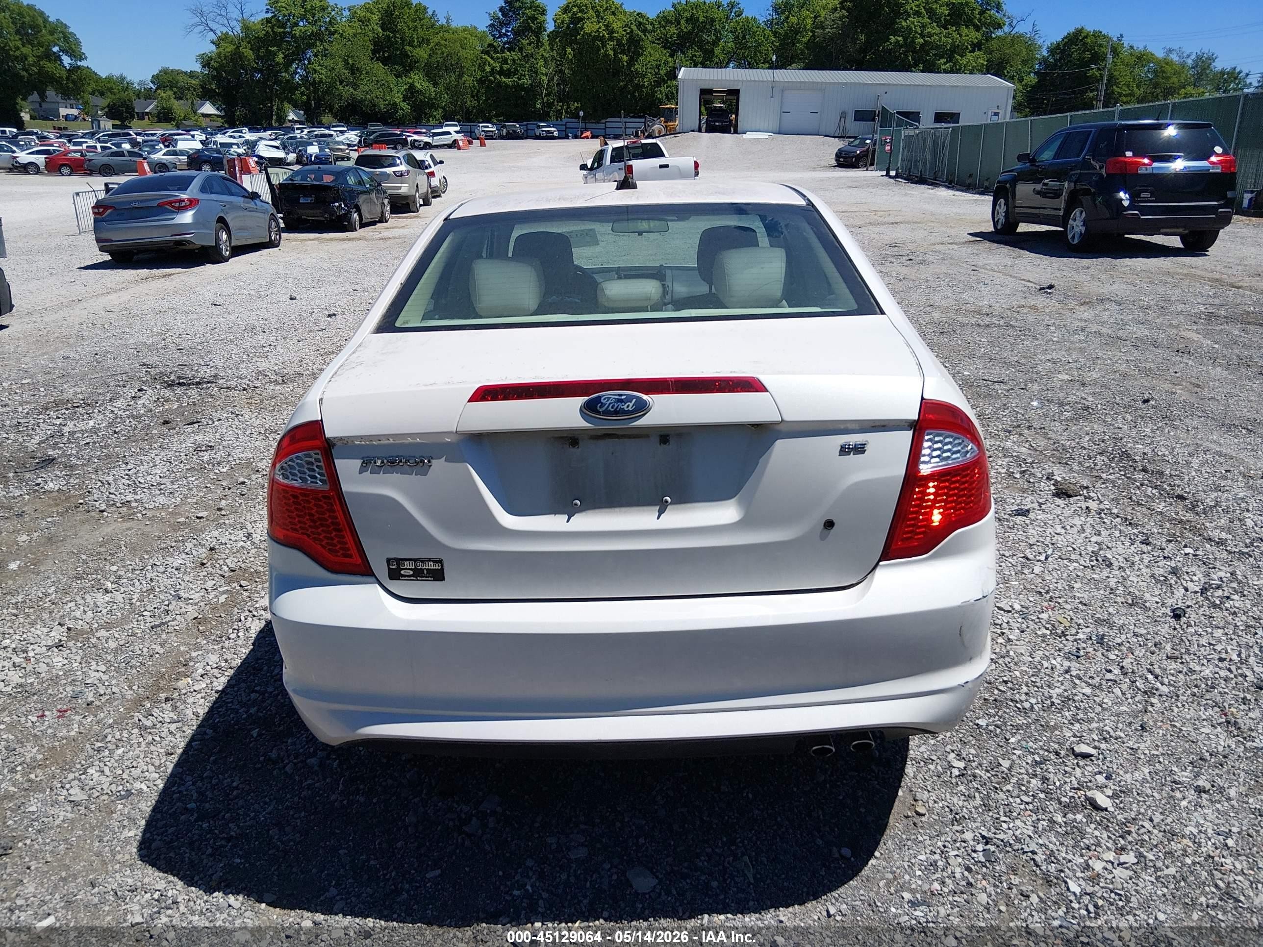 2011 Ford Fusion Se White vin: 3FAHP0HA4BR106973