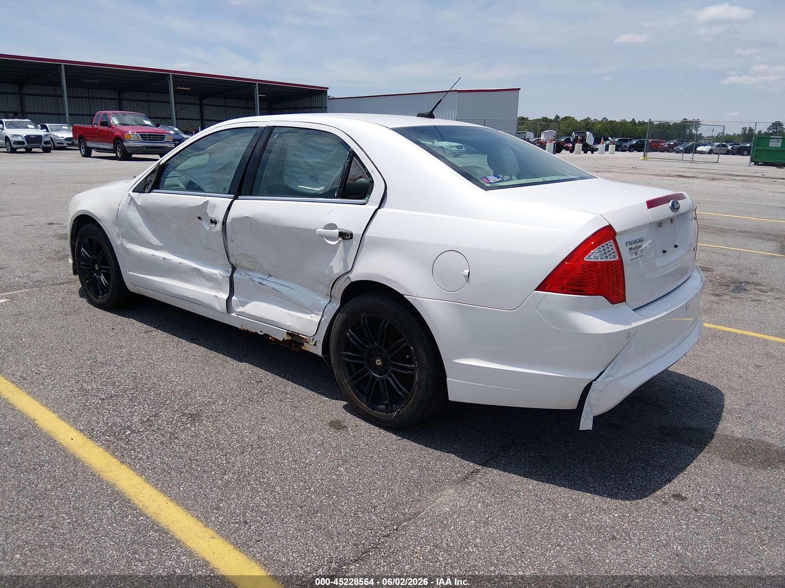 2011 Ford Fusion Se White vin: 3FAHP0HA4BR117973