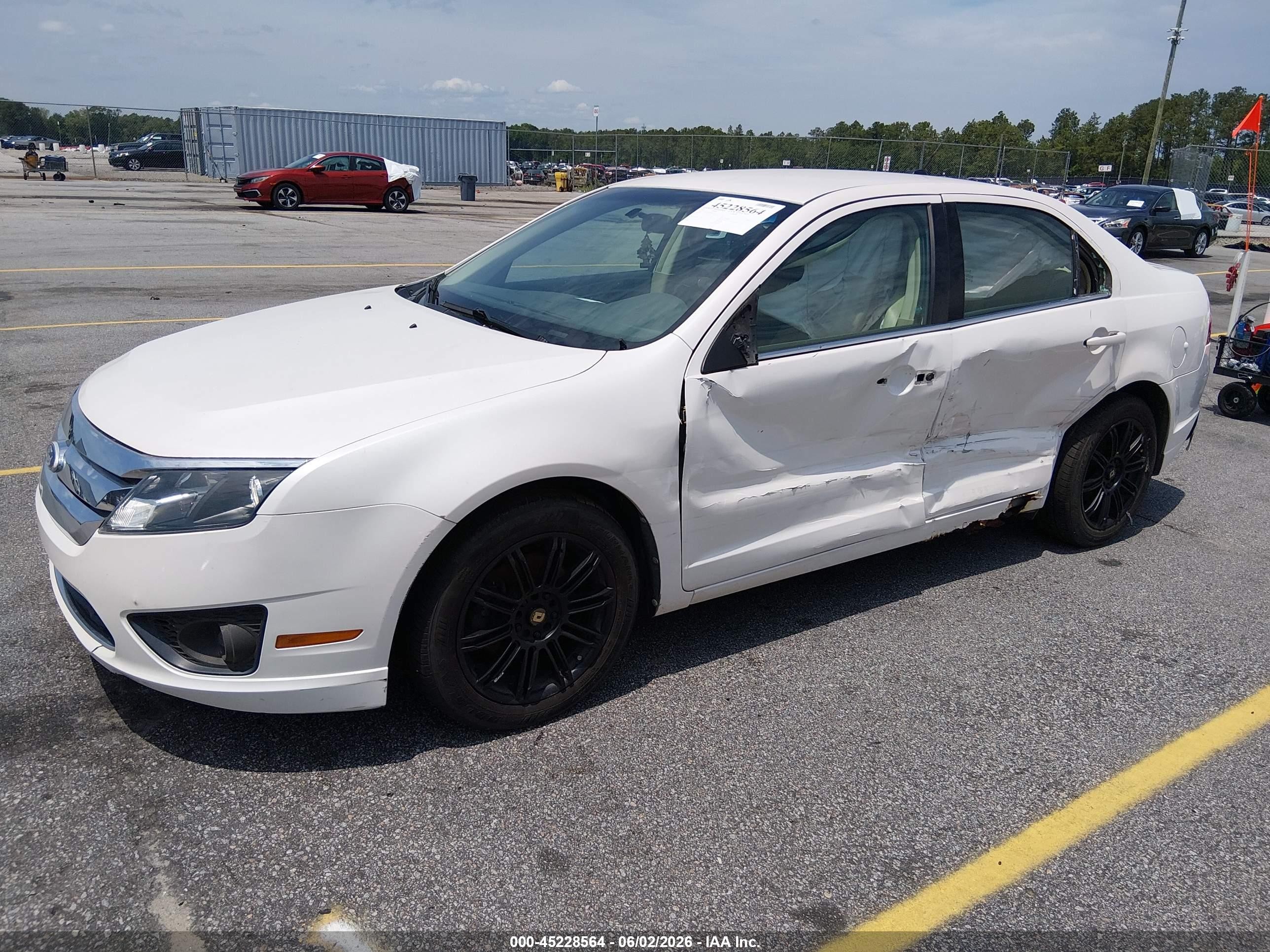 2011 Ford Fusion Se White vin: 3FAHP0HA4BR117973