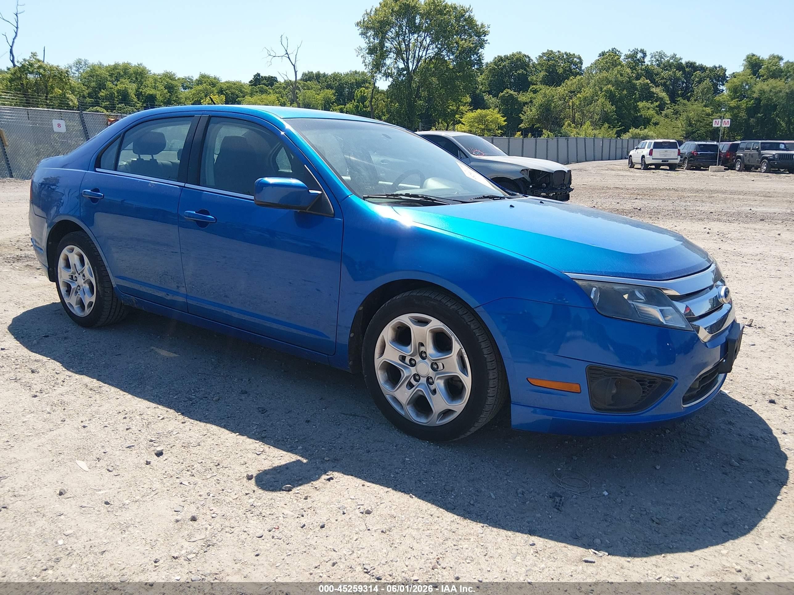 2011 Ford Fusion Se Blue vin: 3FAHP0HA4BR125135