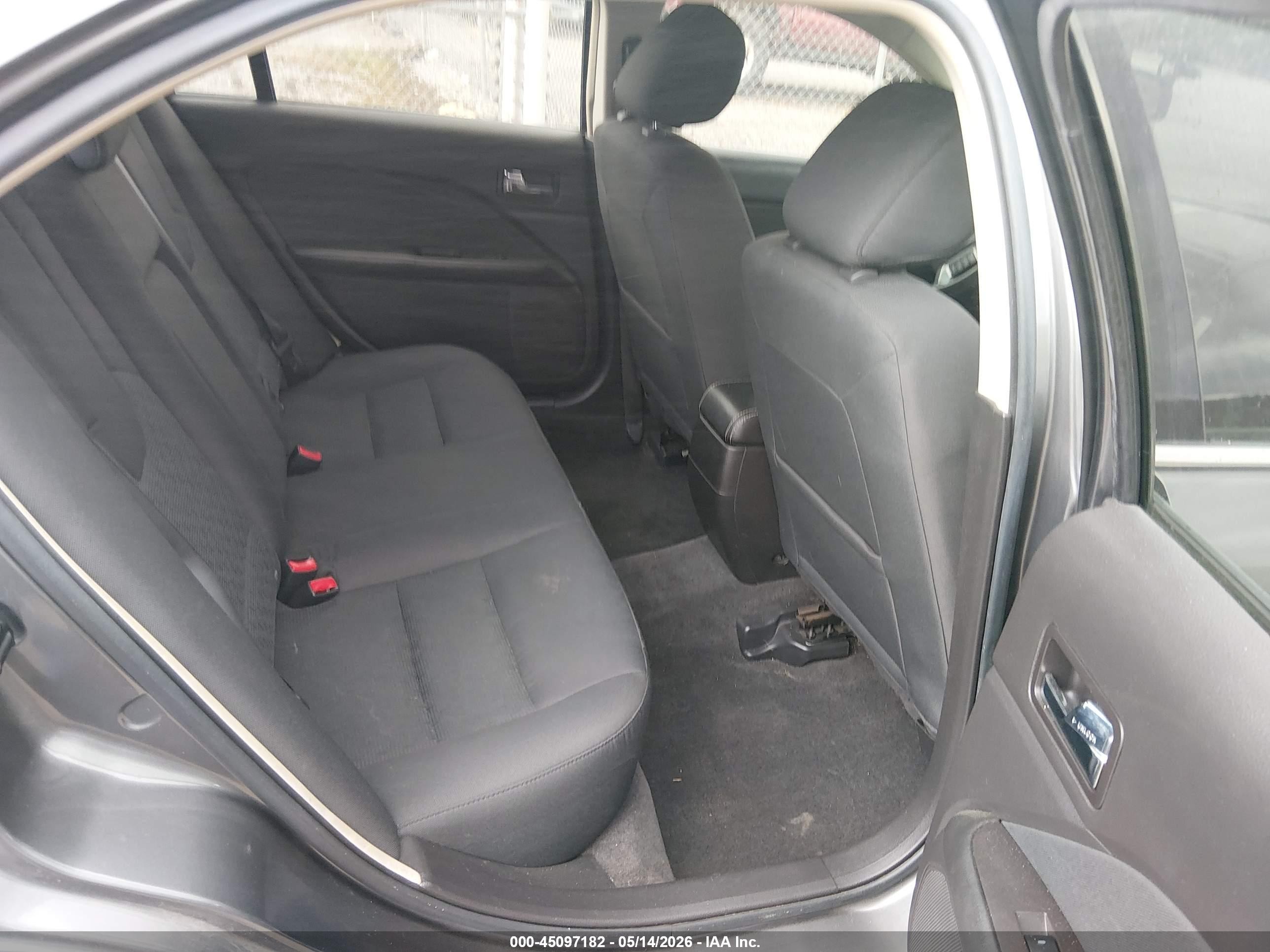 2011 Ford Fusion Se Gray vin: 3FAHP0HA4BR132831
