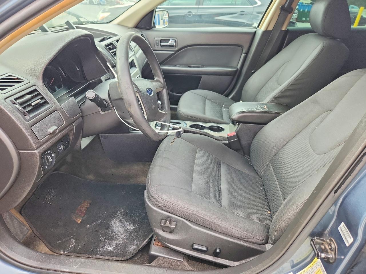 2011 Ford Fusion Se Blue vin: 3FAHP0HA4BR203008