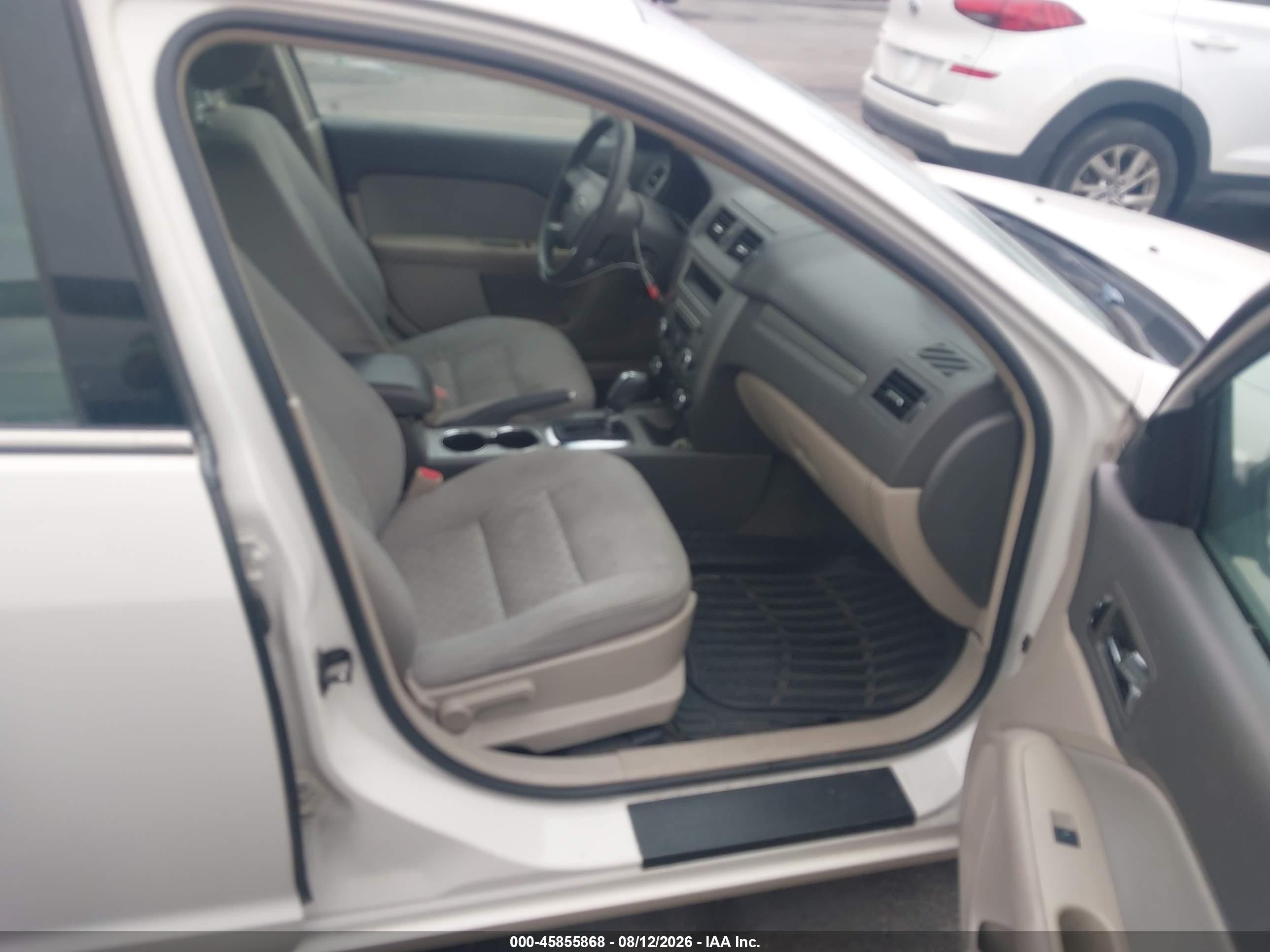 2011 Ford Fusion Se White vin: 3FAHP0HA4BR270191