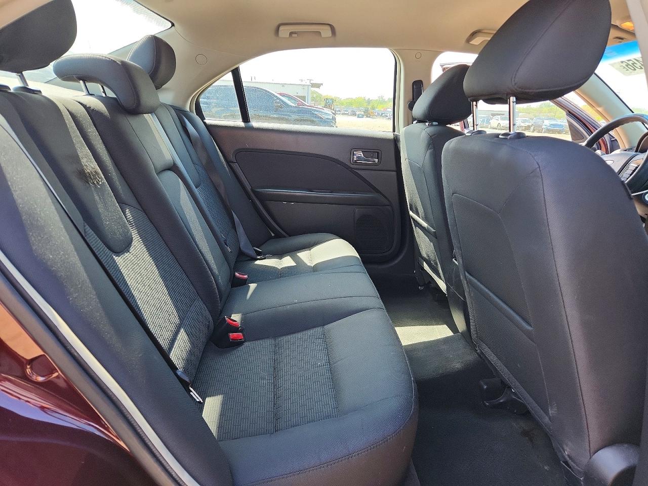 2011 Ford Fusion Se Burgundy vin: 3FAHP0HA4BR273043