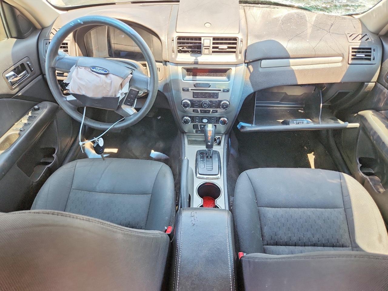 2011 Ford Fusion Se Черный vin: 3FAHP0HA4BR282292