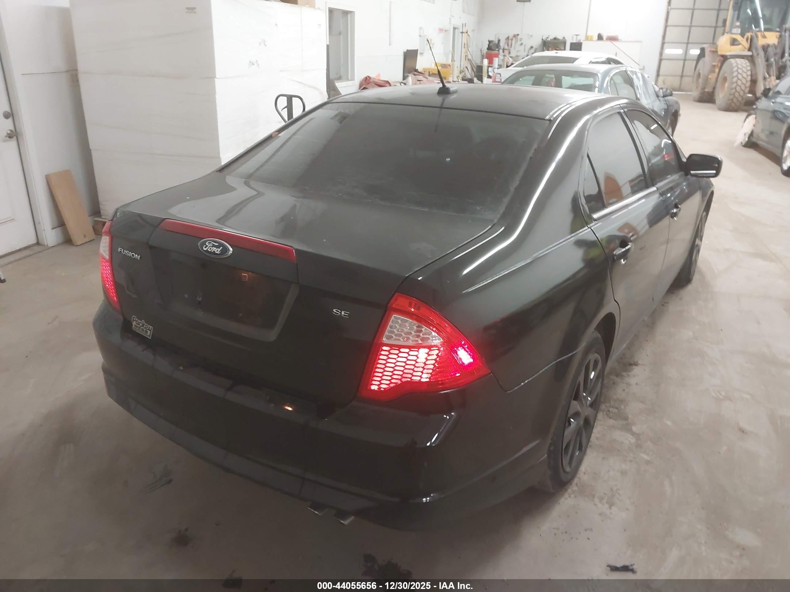 2011 Ford Fusion Se Черный vin: 3FAHP0HA4BR285385