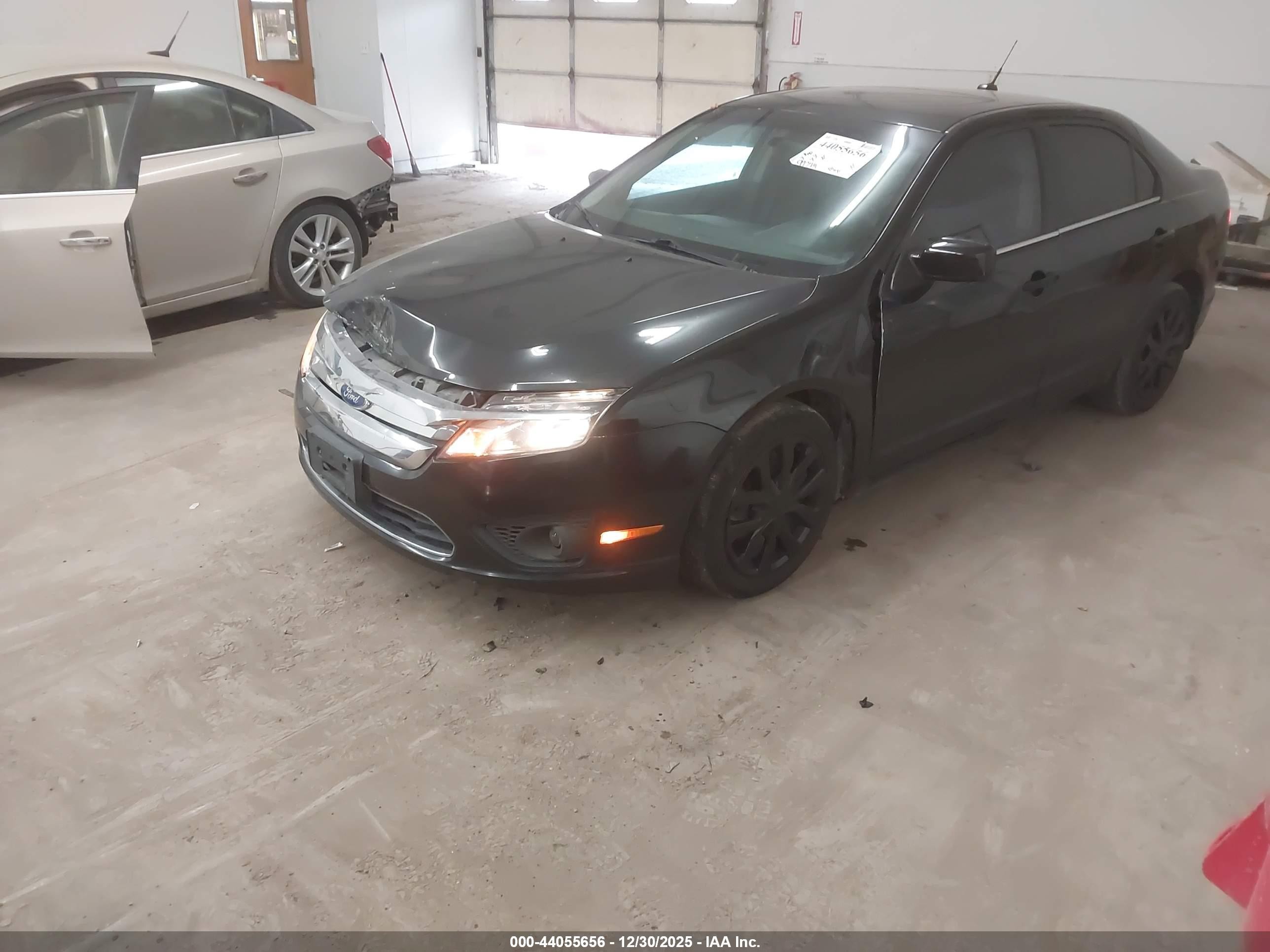 2011 Ford Fusion Se Черный vin: 3FAHP0HA4BR285385