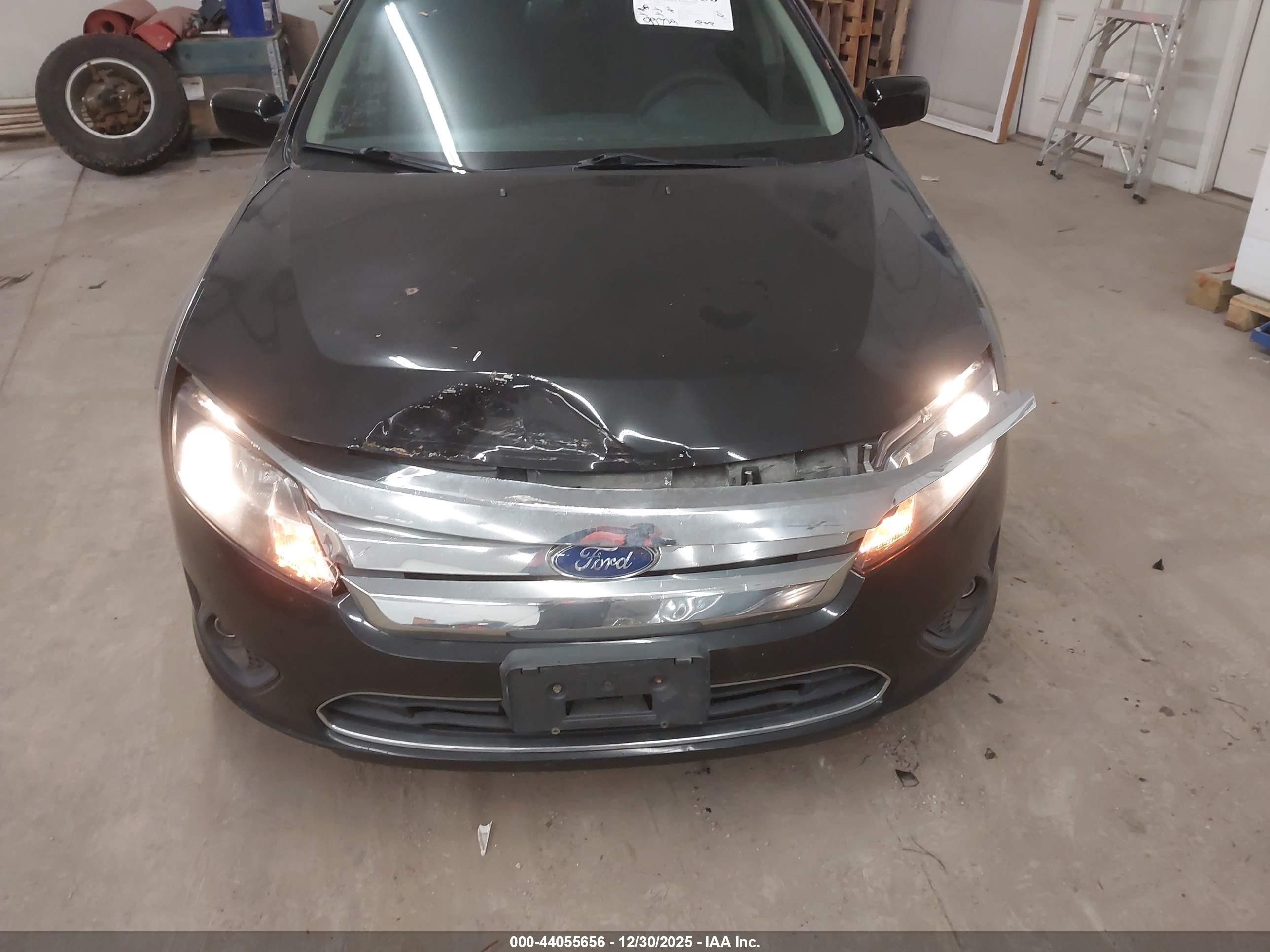 2011 Ford Fusion Se Черный vin: 3FAHP0HA4BR285385