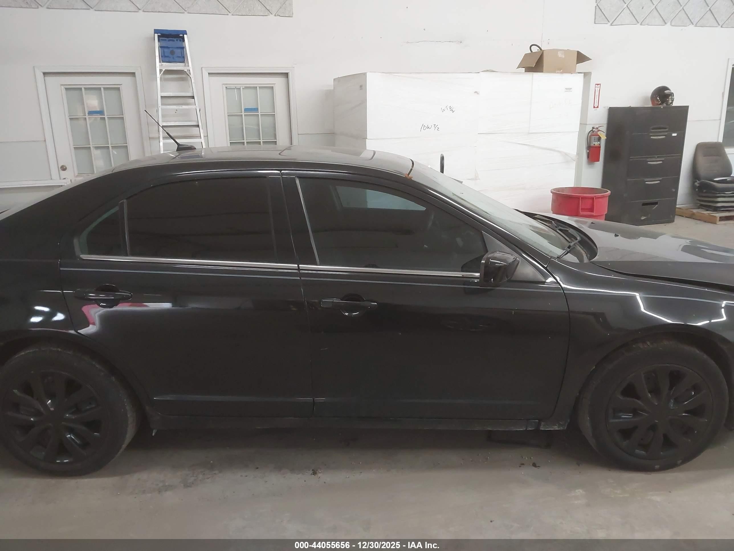 2011 Ford Fusion Se Черный vin: 3FAHP0HA4BR285385