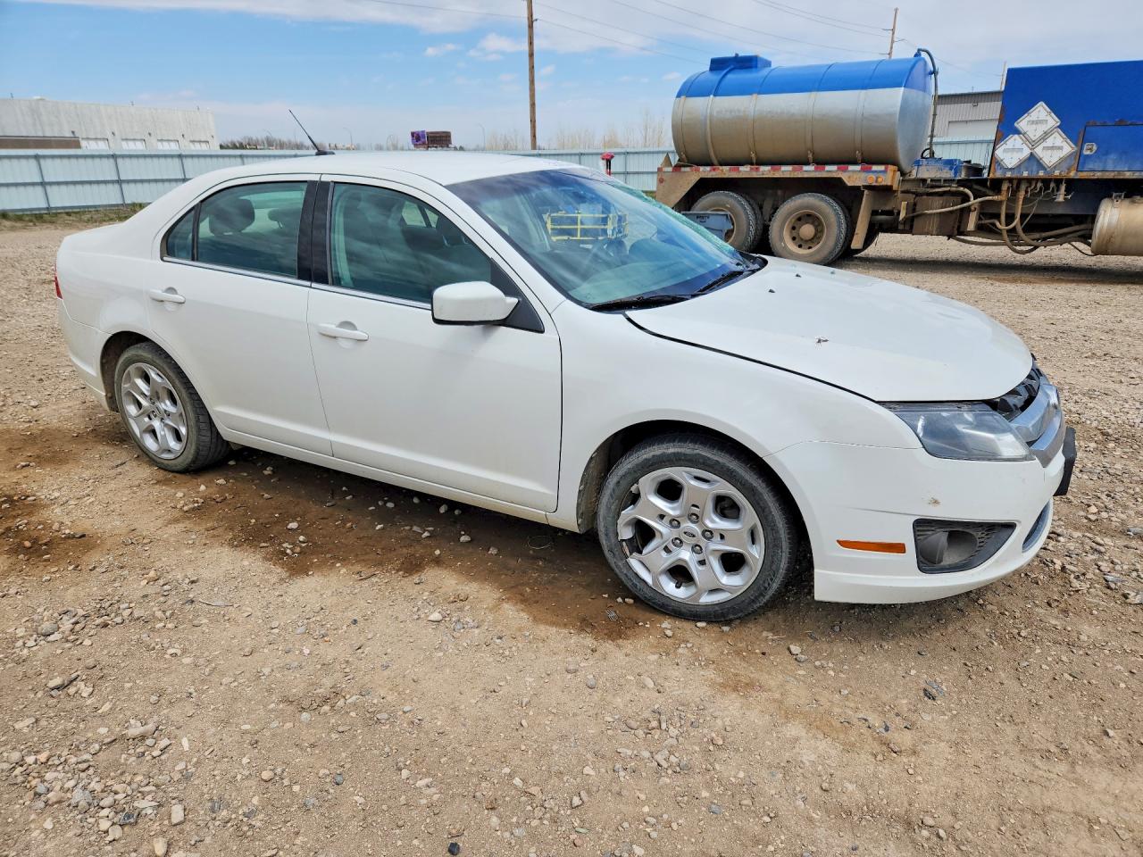 2011 Ford Fusion Se White vin: 3FAHP0HA4BR346234