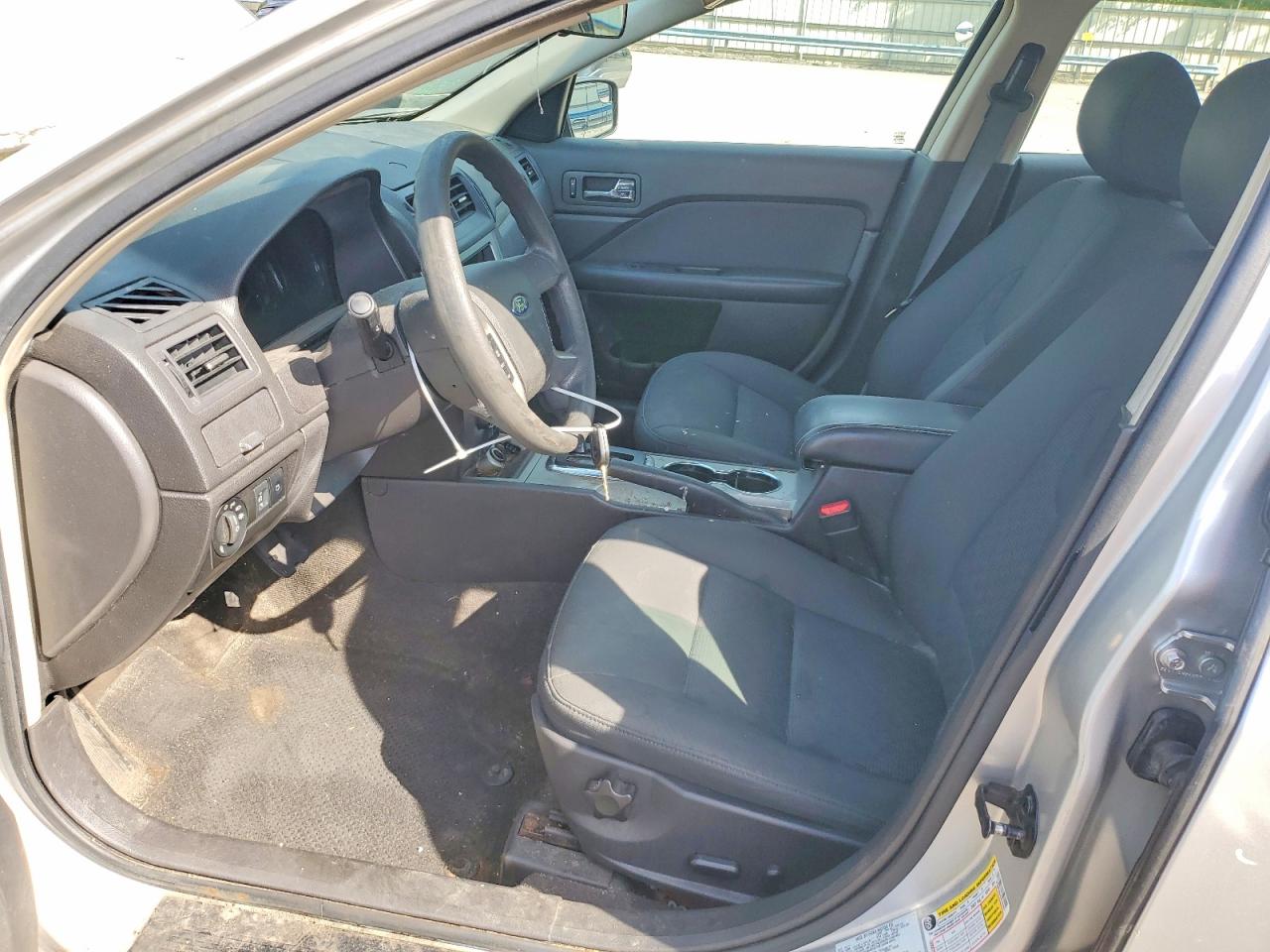 2012 Ford Fusion Se Silver vin: 3FAHP0HA4CR105047