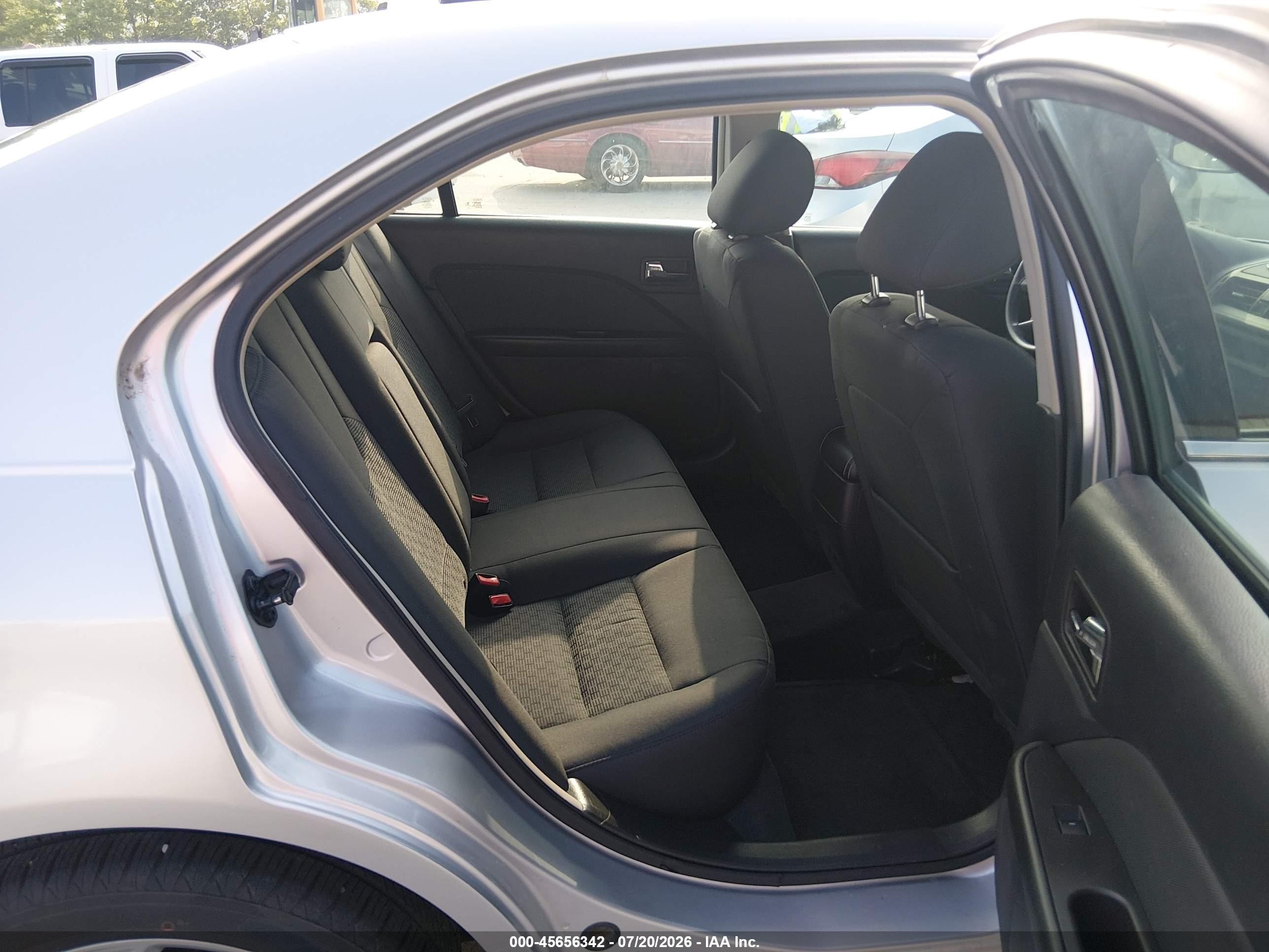 2012 Ford Fusion Se Gray vin: 3FAHP0HA4CR122673