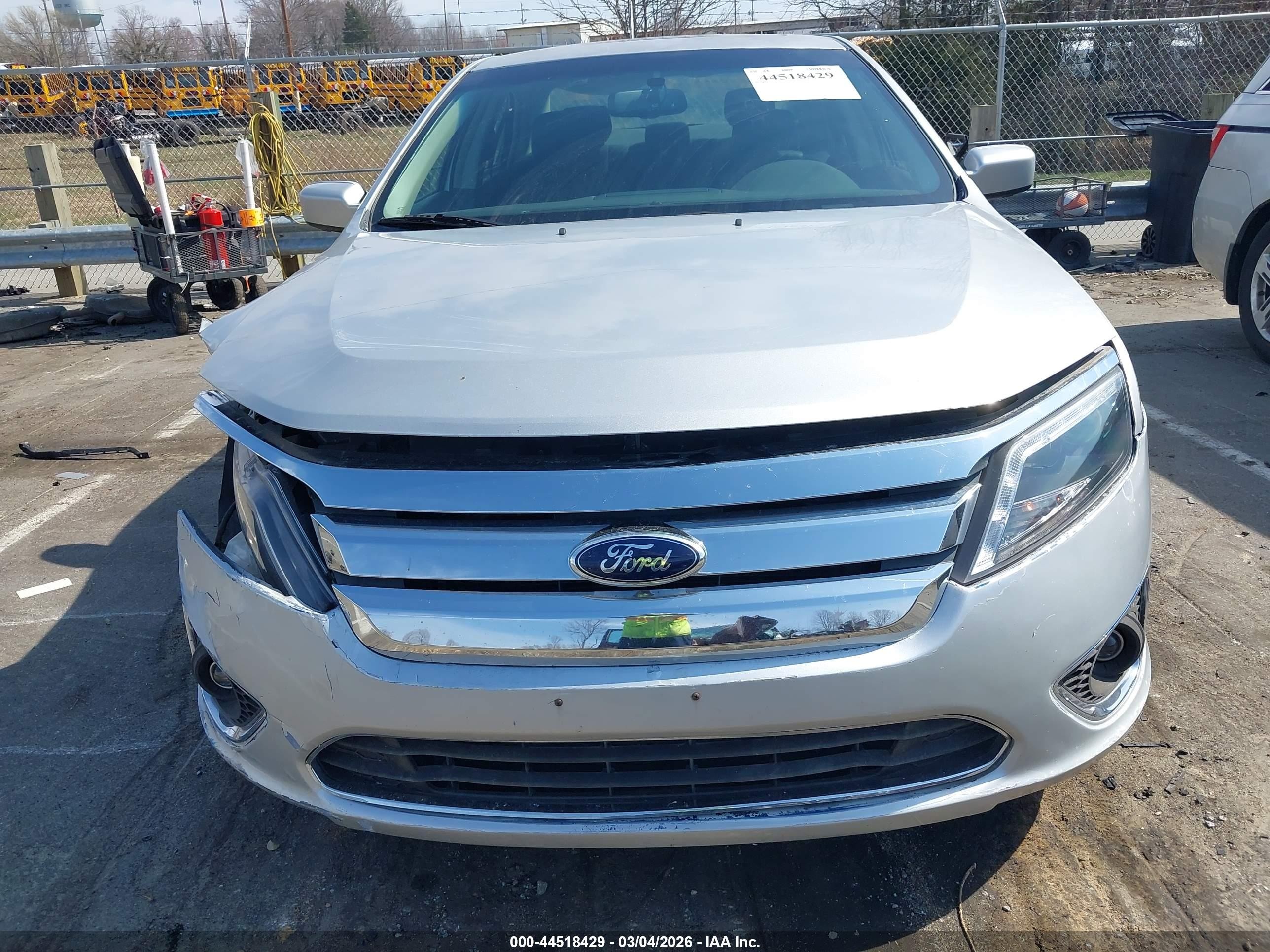 2012 Ford Fusion Se Silver vin: 3FAHP0HA4CR163093