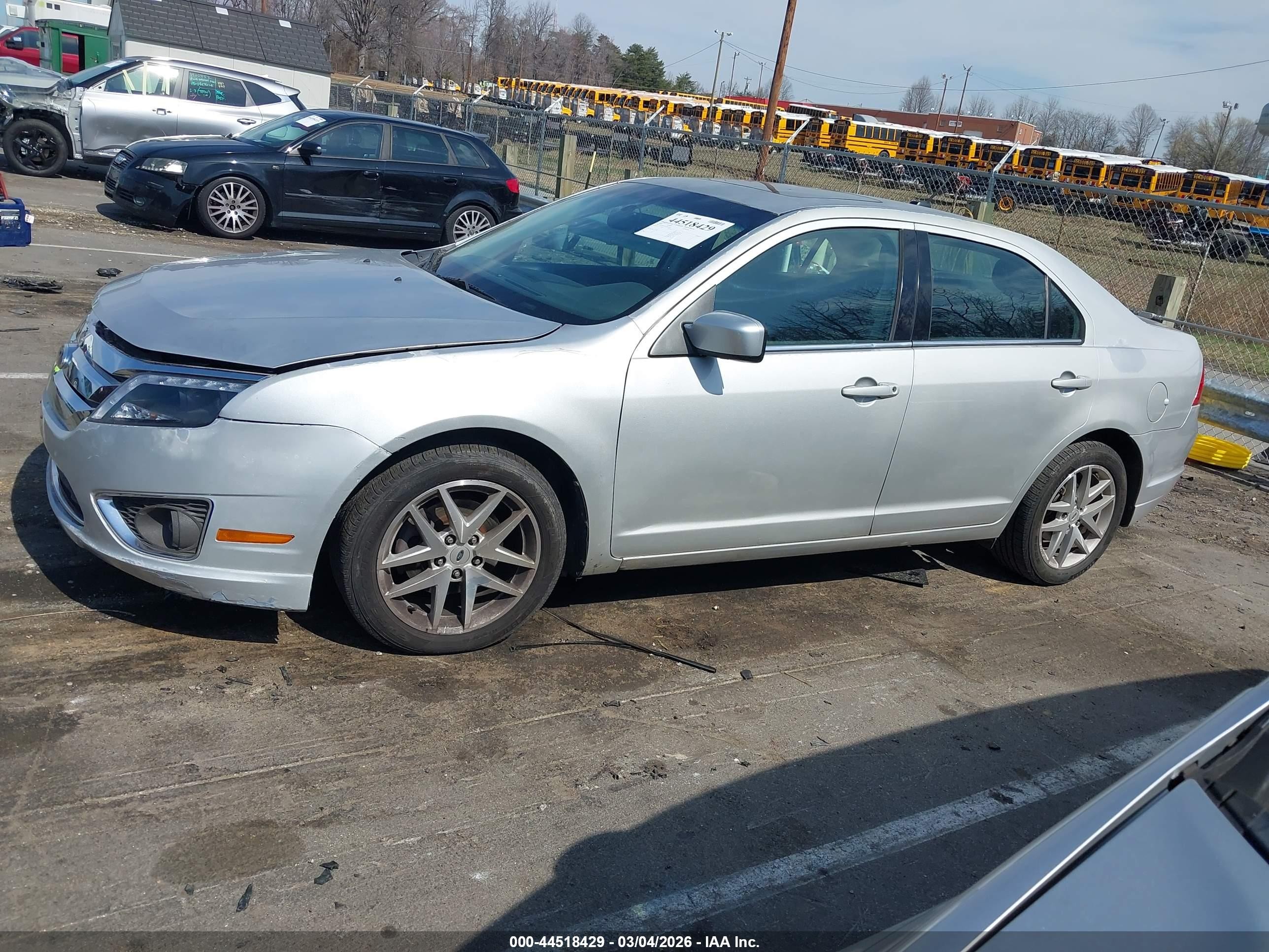 2012 Ford Fusion Se Silver vin: 3FAHP0HA4CR163093