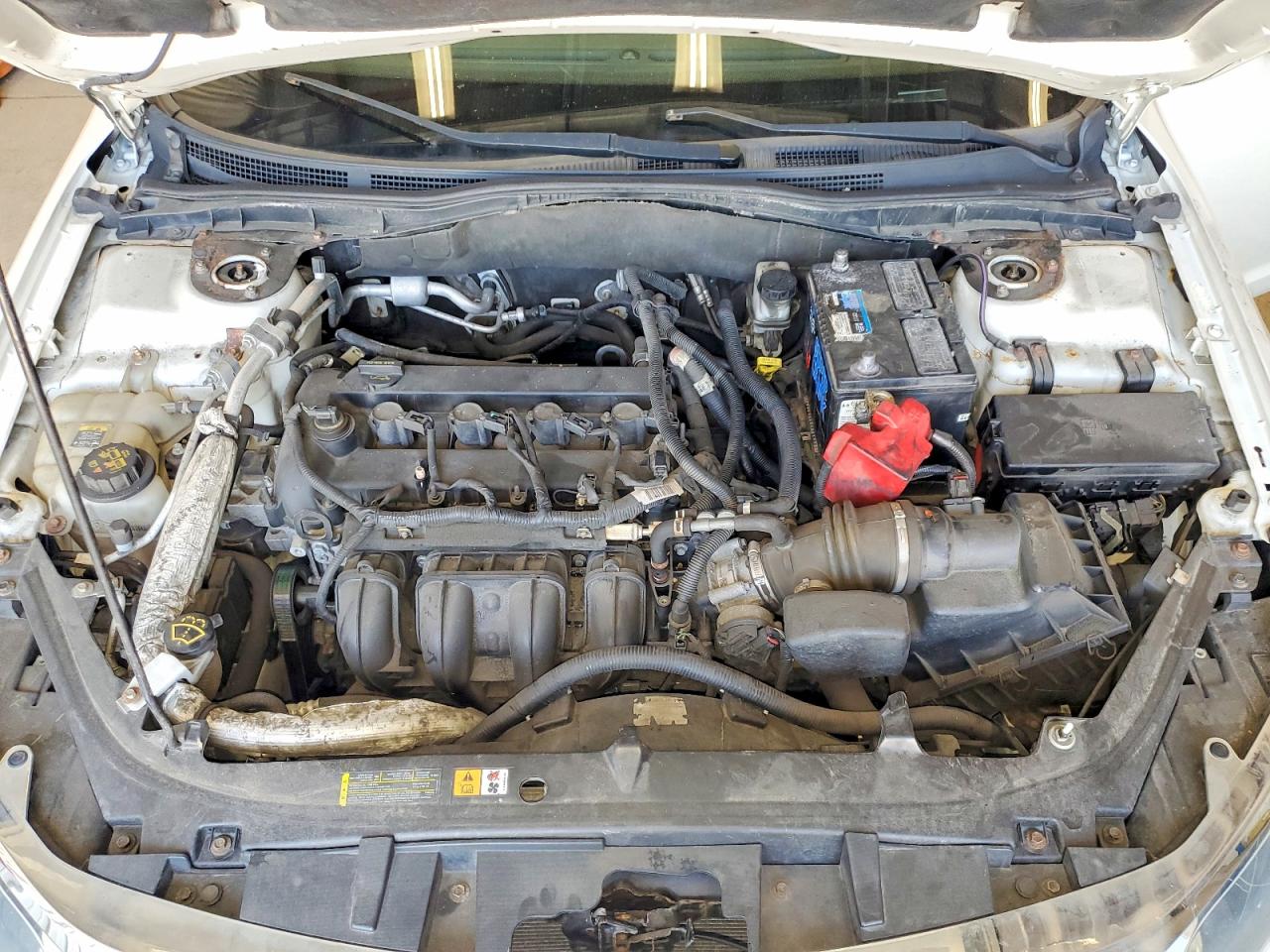 2012 Ford Fusion Se White vin: 3FAHP0HA4CR168522
