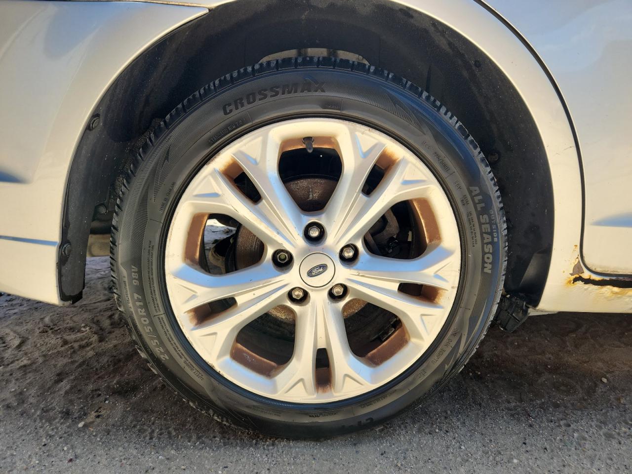 2012 Ford Fusion Se Silver vin: 3FAHP0HA4CR235586 Damage: Right Rear Wheel, Curb Rash, > 12 Inches