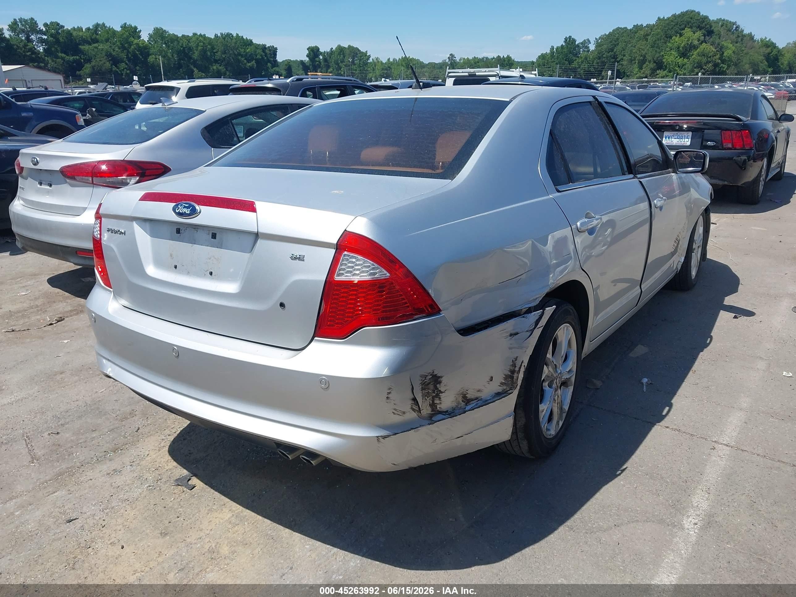 2012 Ford Fusion Se Gray vin: 3FAHP0HA4CR307225