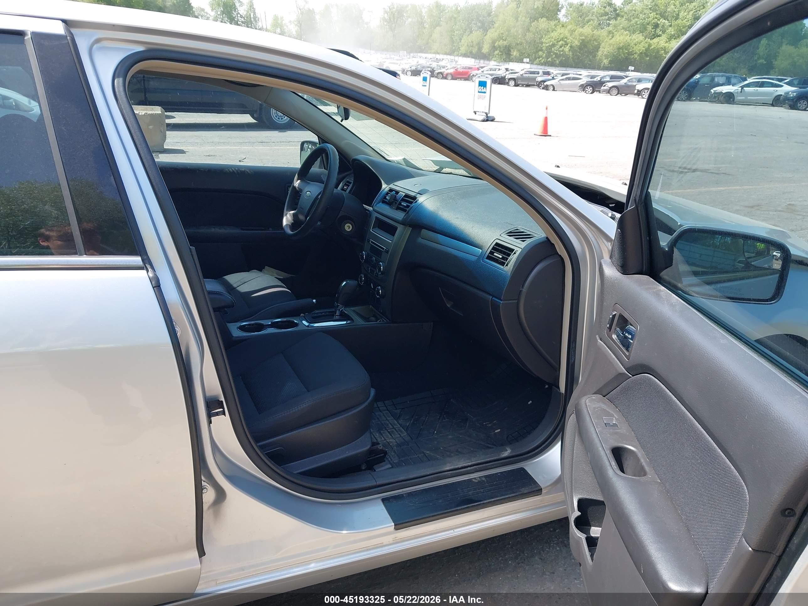 2012 Ford Fusion Se White vin: 3FAHP0HA4CR330889