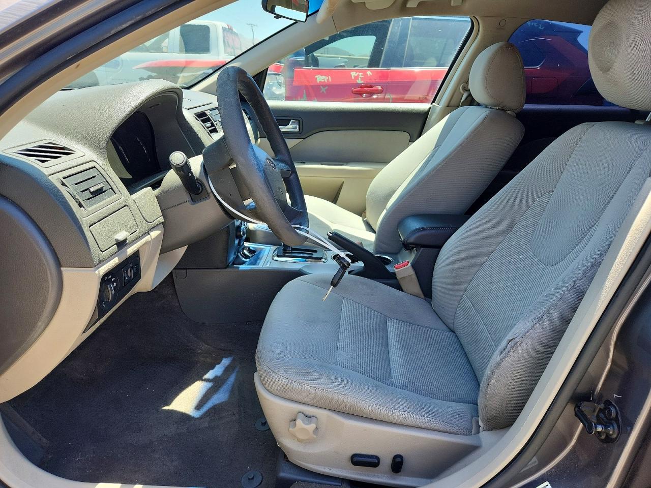 2012 Ford Fusion Se Серый vin: 3FAHP0HA4CR332707