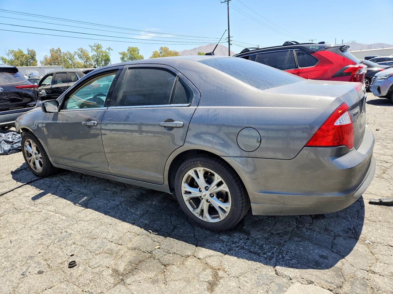 2012 Ford Fusion Se Серый vin: 3FAHP0HA4CR332707