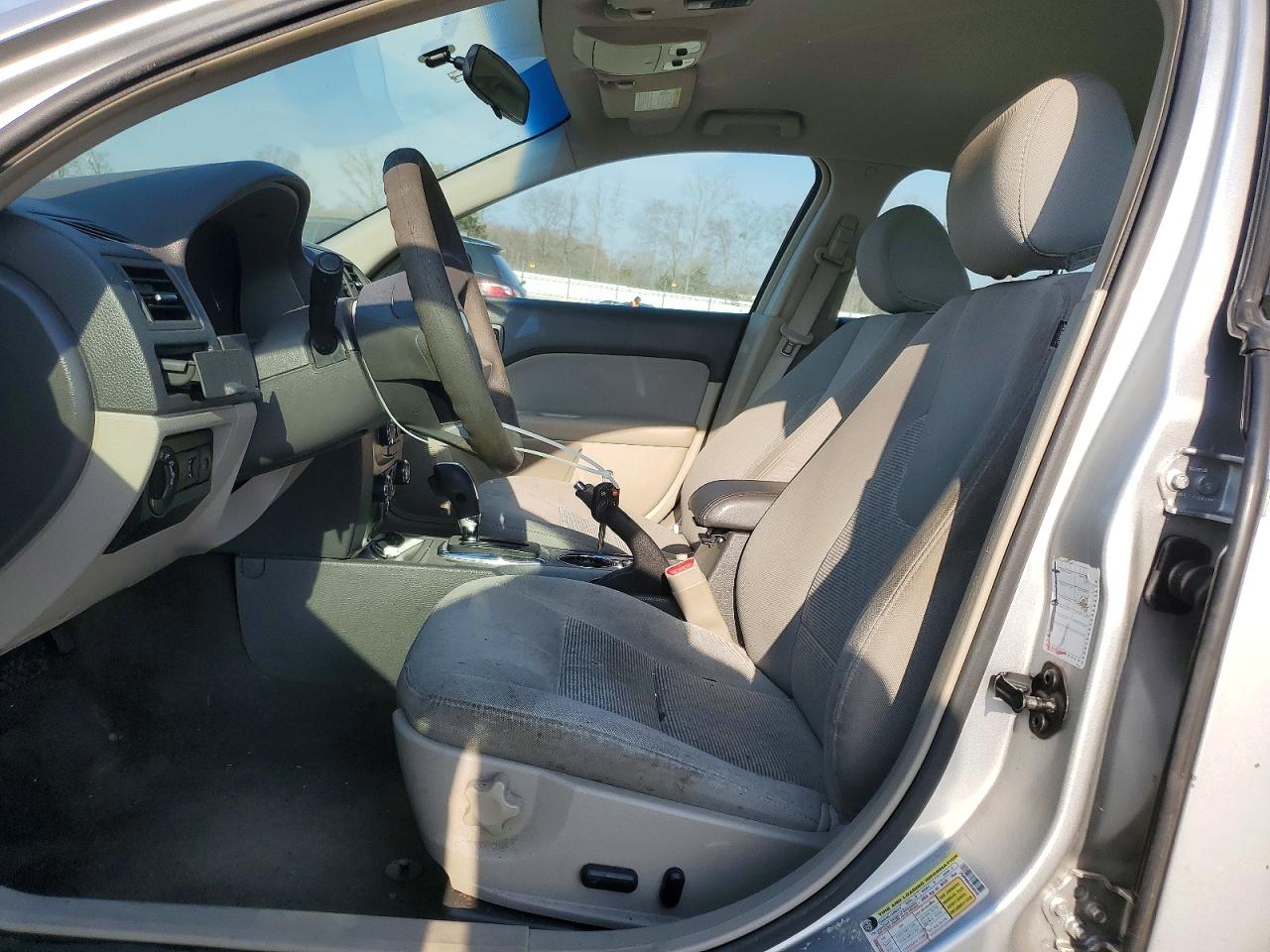 2012 Ford Fusion Серебряный vin: 3FAHP0HA4CR346185