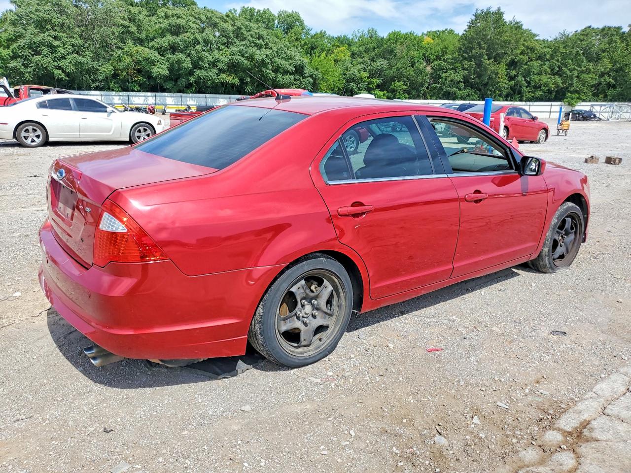 2010 Ford Fusion Se Red vin: 3FAHP0HA5AR151614