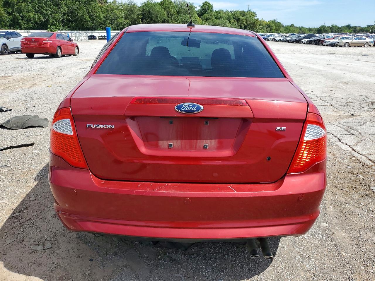 2010 Ford Fusion Se Red vin: 3FAHP0HA5AR151614