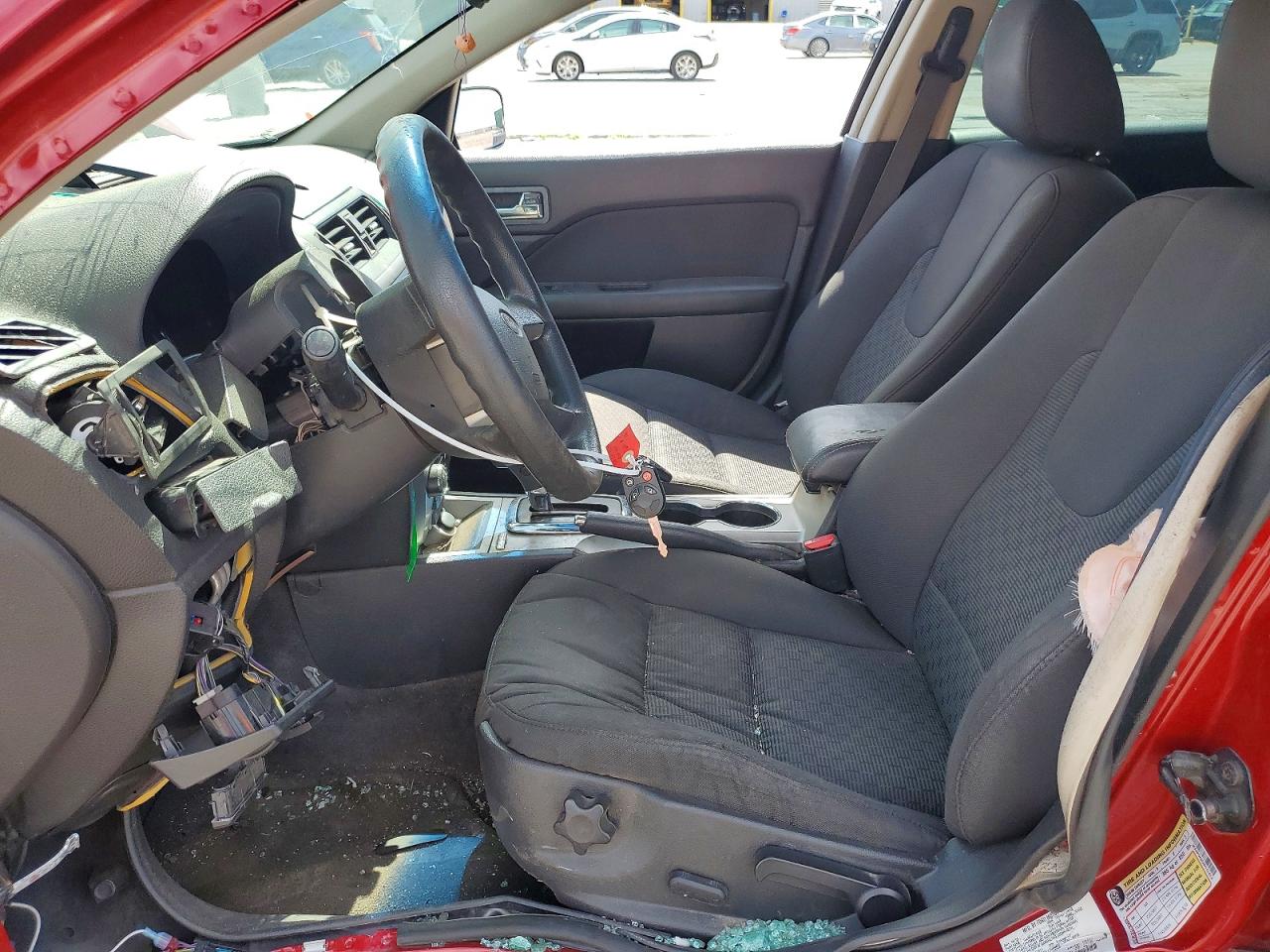 2010 Ford Fusion Se Red vin: 3FAHP0HA5AR151614