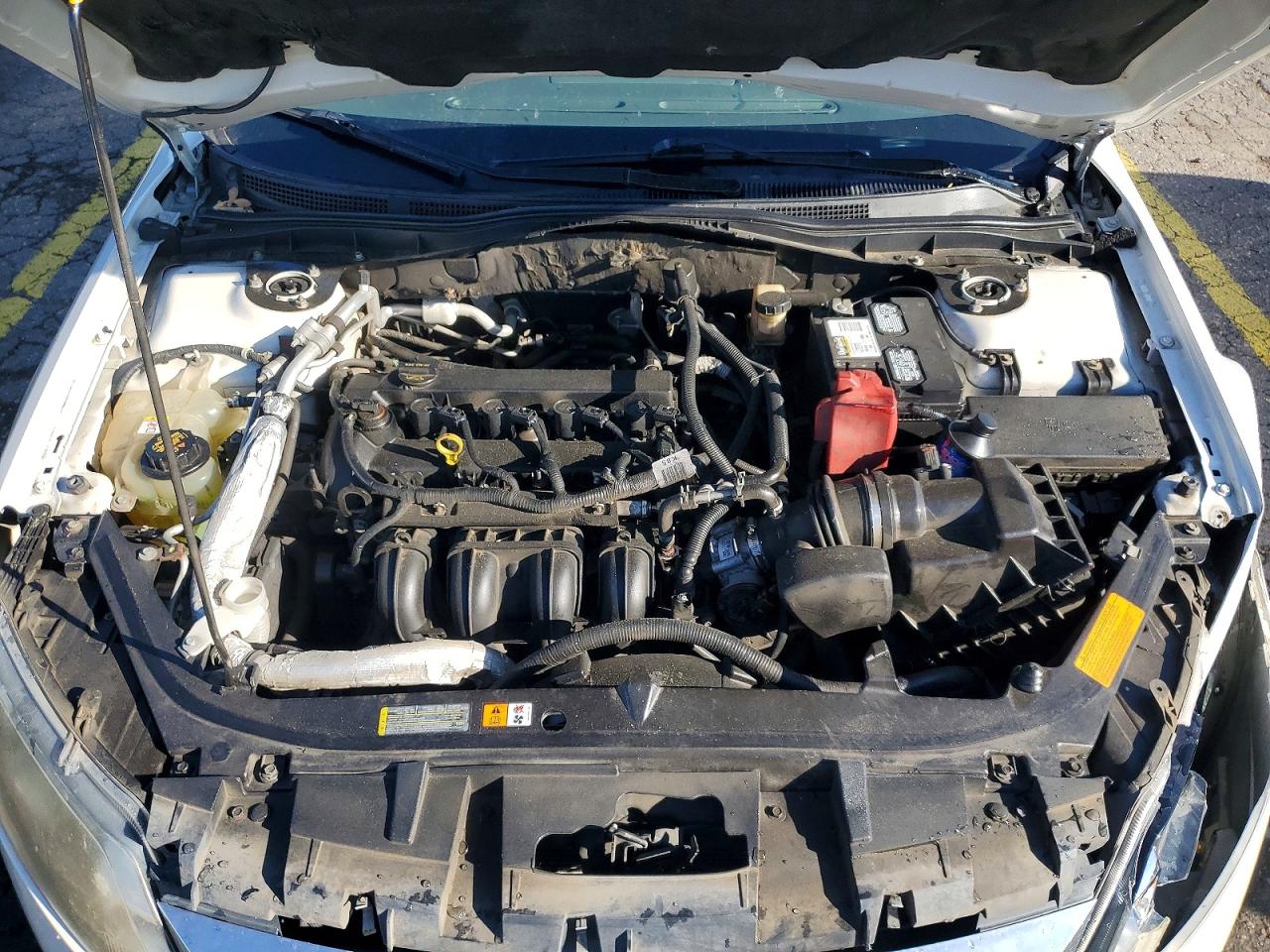 2010 Ford Fusion Se White vin: 3FAHP0HA5AR169076