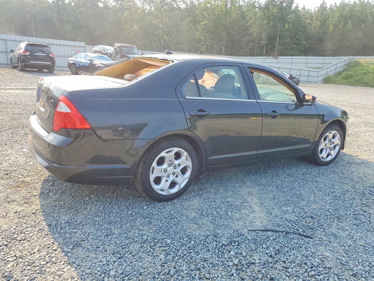 2010 Ford Fusion Se Black vin: 3FAHP0HA5AR187660