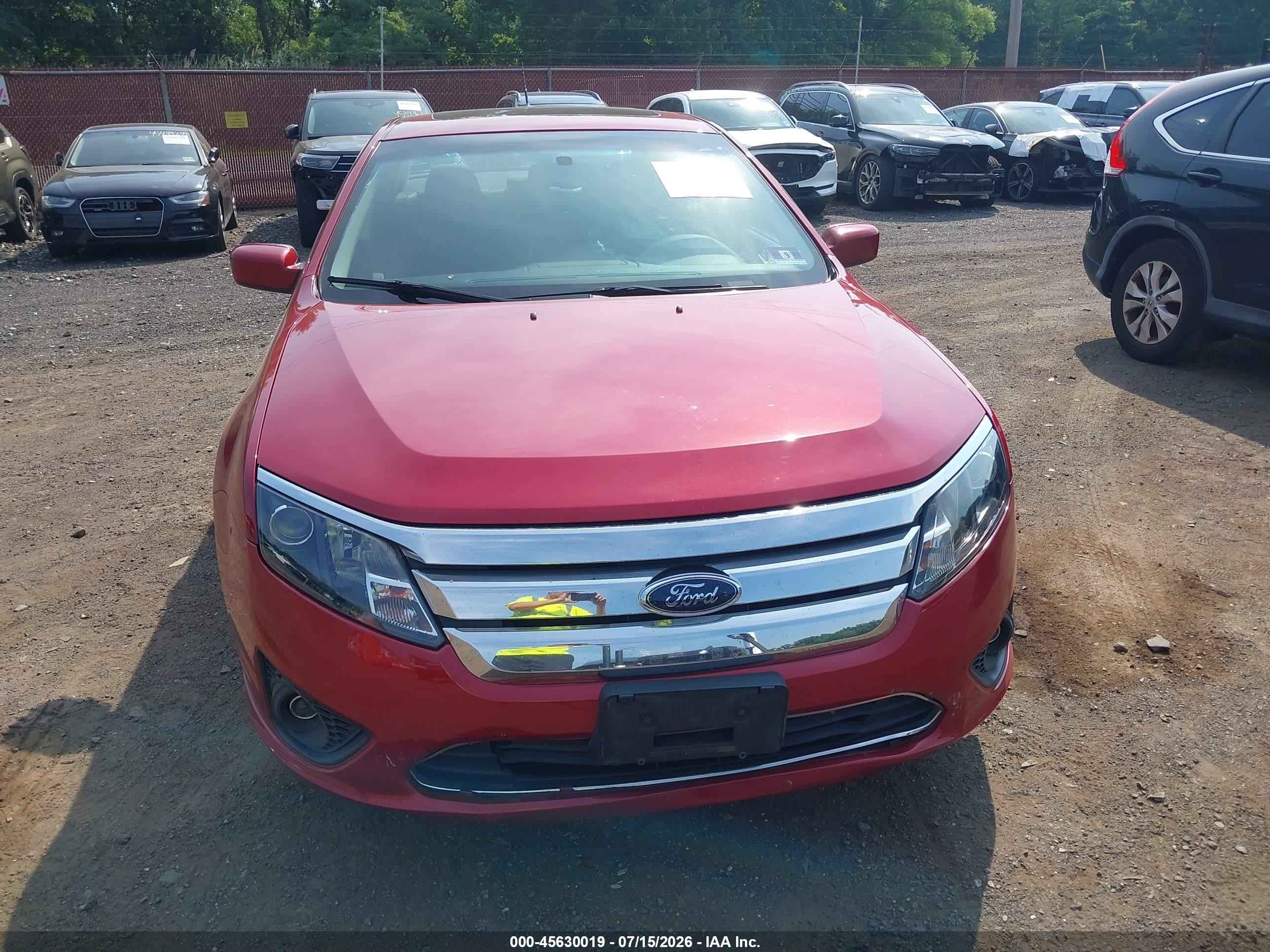 2010 Ford Fusion Se Red vin: 3FAHP0HA5AR205574