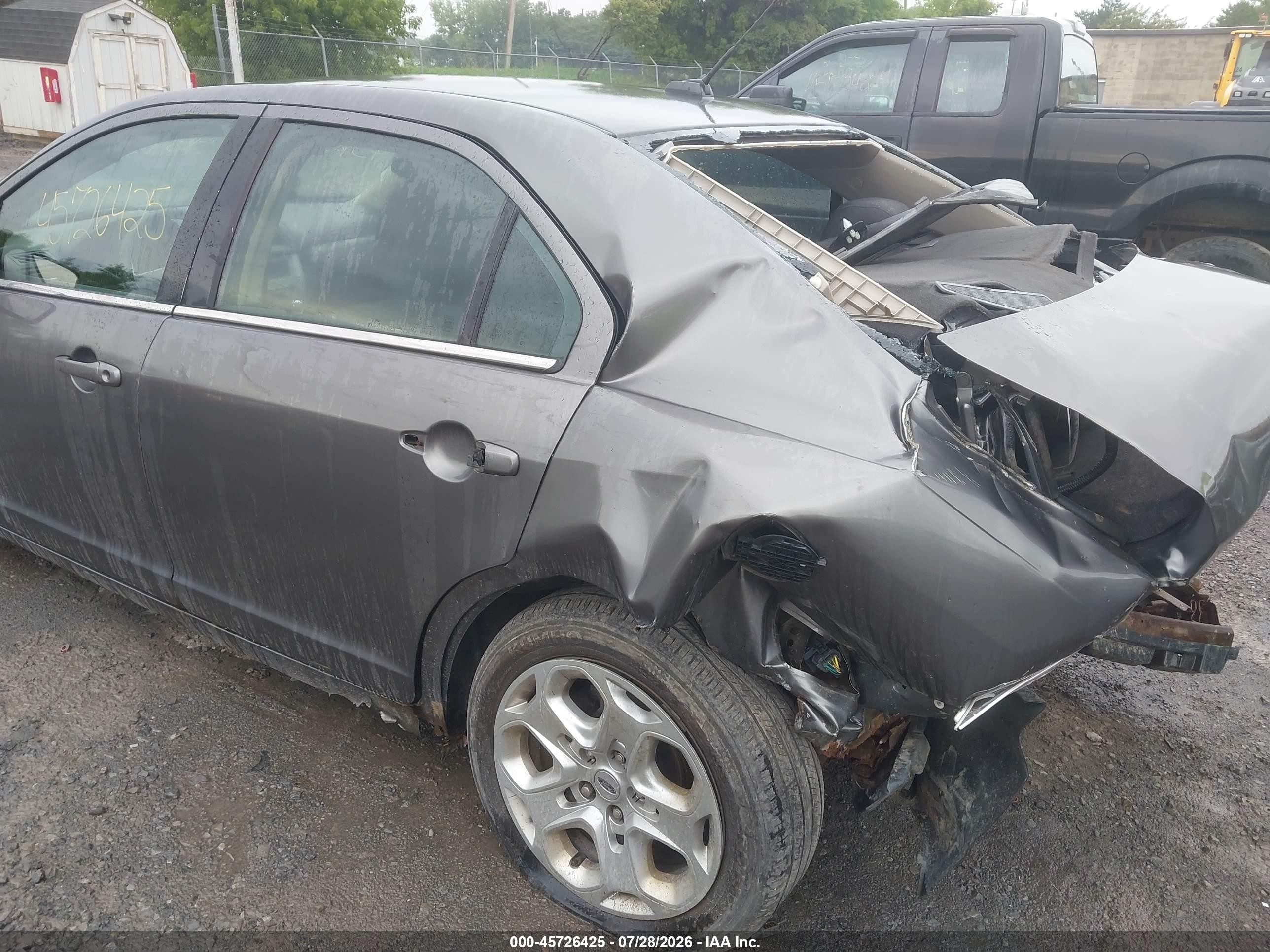2010 Ford Fusion Se Gray vin: 3FAHP0HA5AR242009