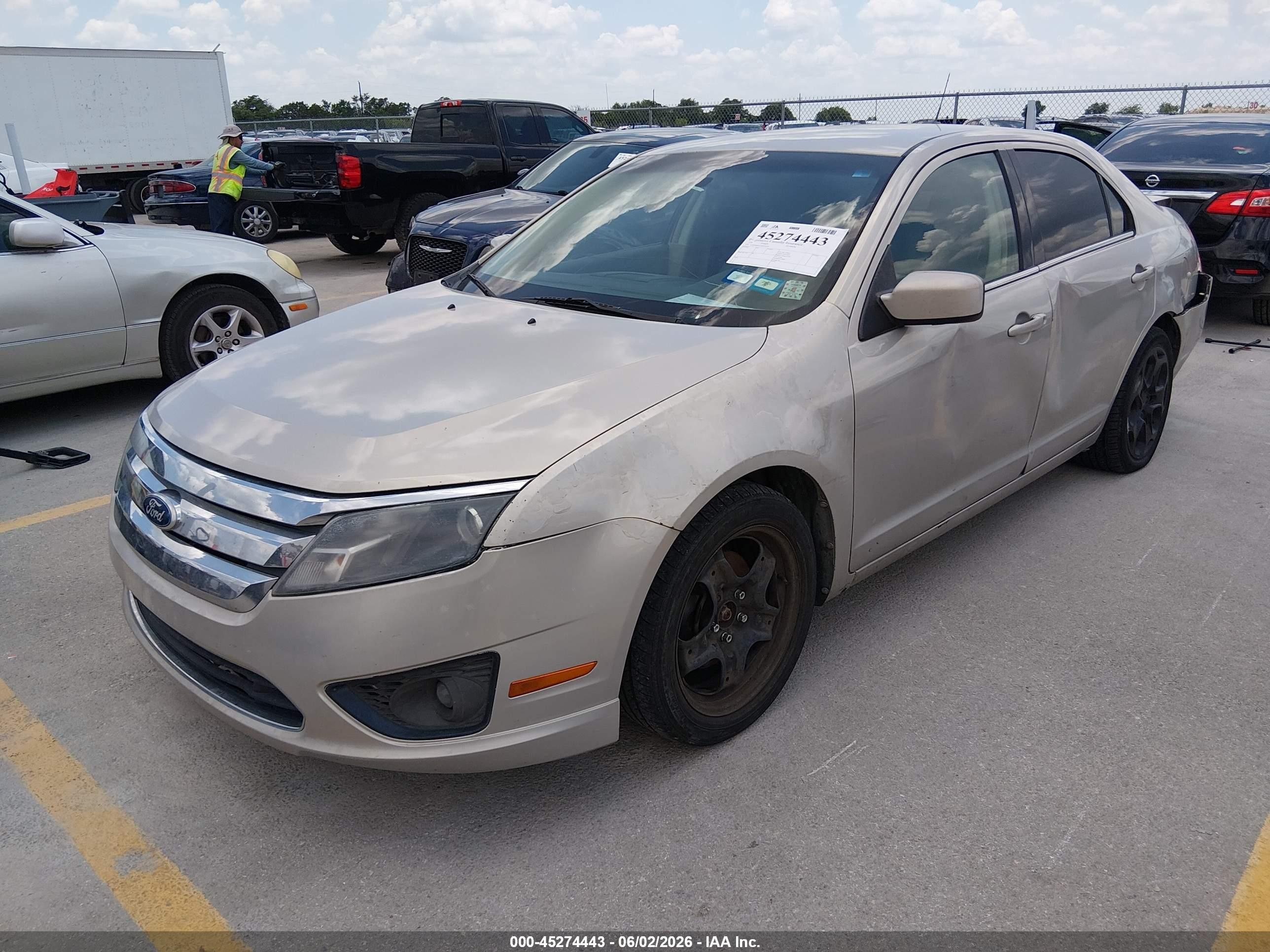 2010 Ford Fusion Se Cream vin: 3FAHP0HA5AR272594