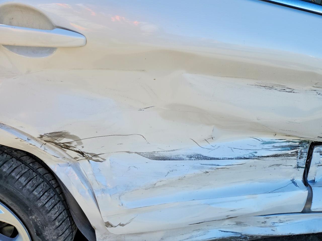 2010 Ford Fusion Se White vin: 3FAHP0HA5AR288018
